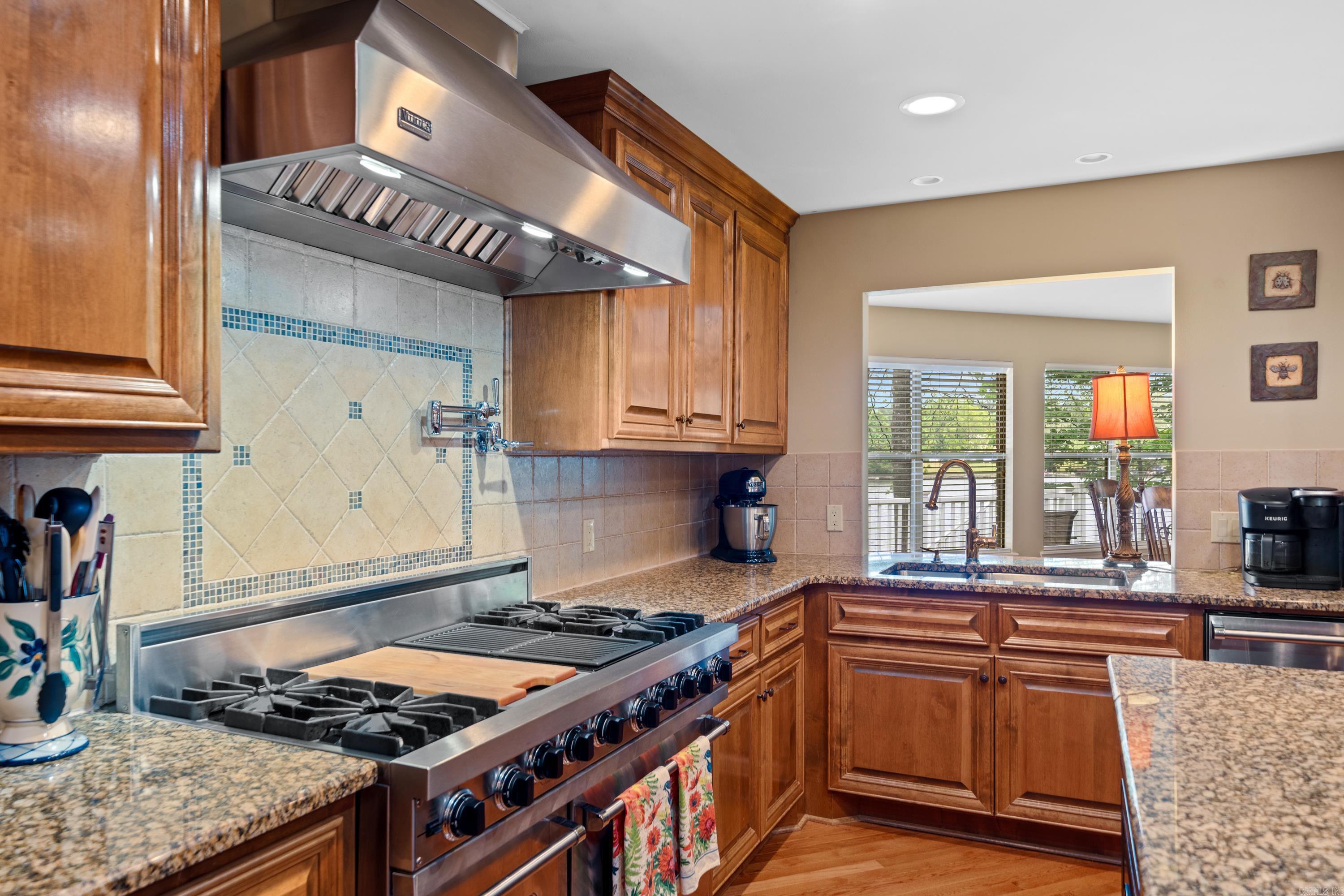 123 Lakesouth Terrace