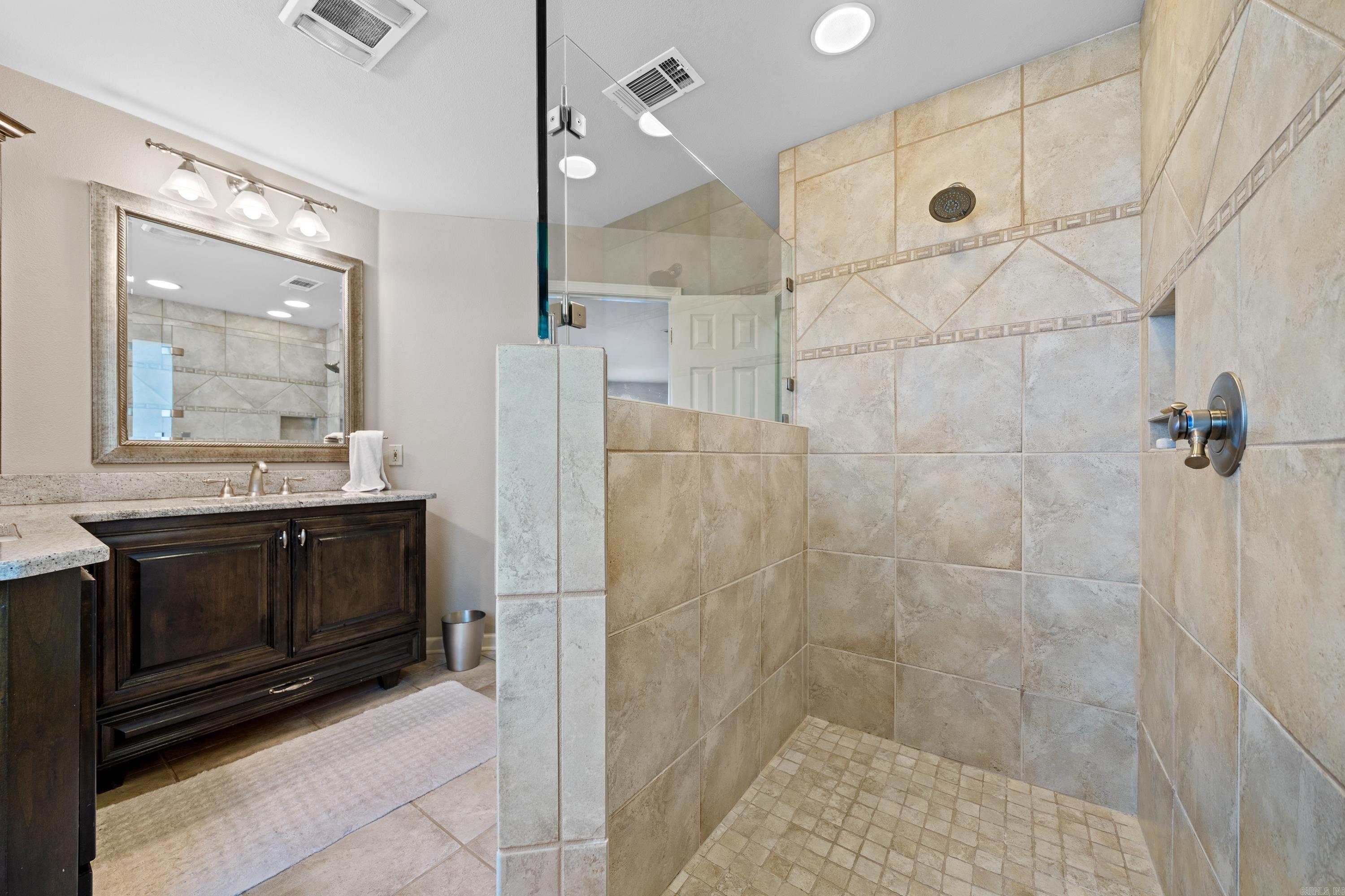 123 Lakesouth Terrace