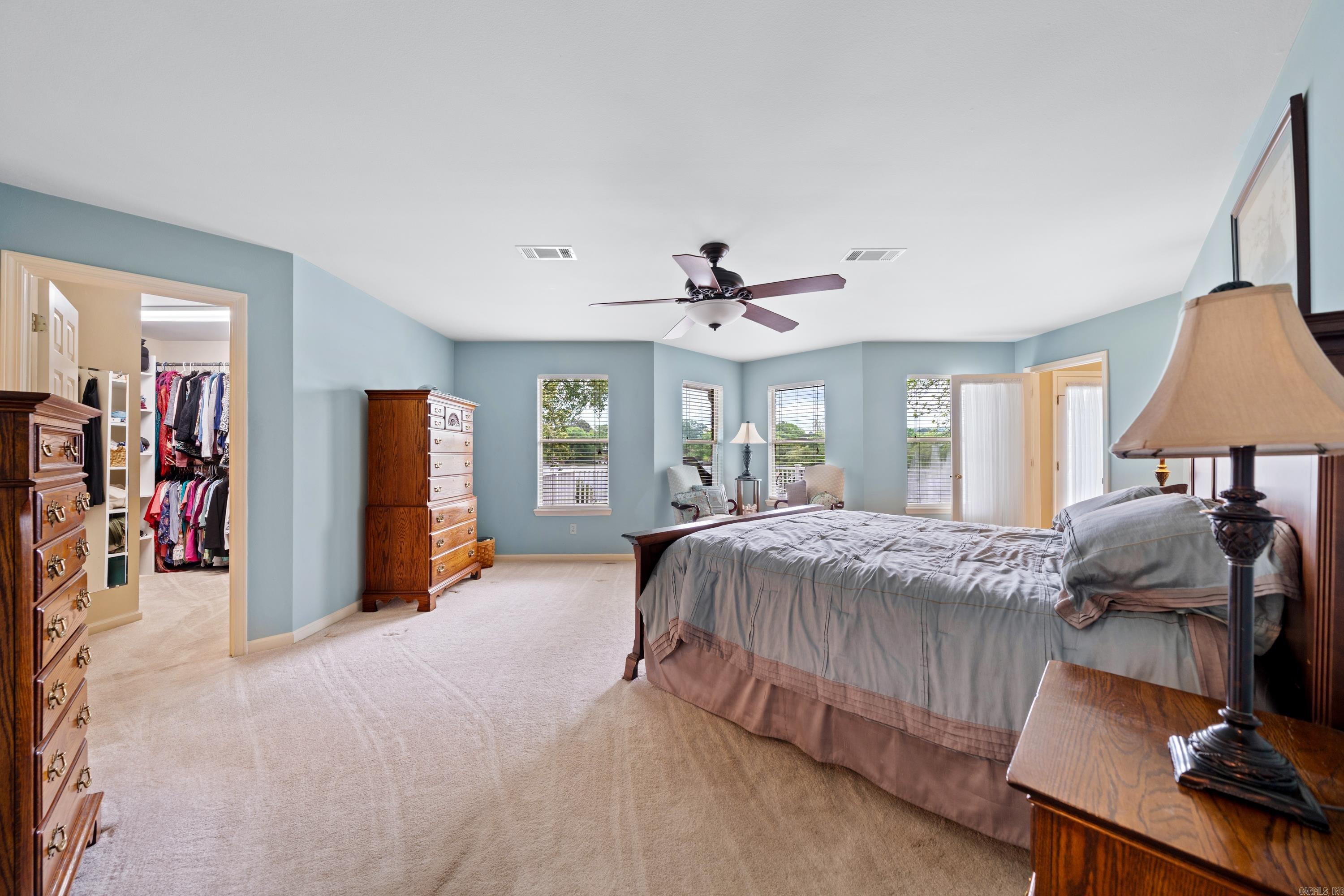 123 Lakesouth Terrace