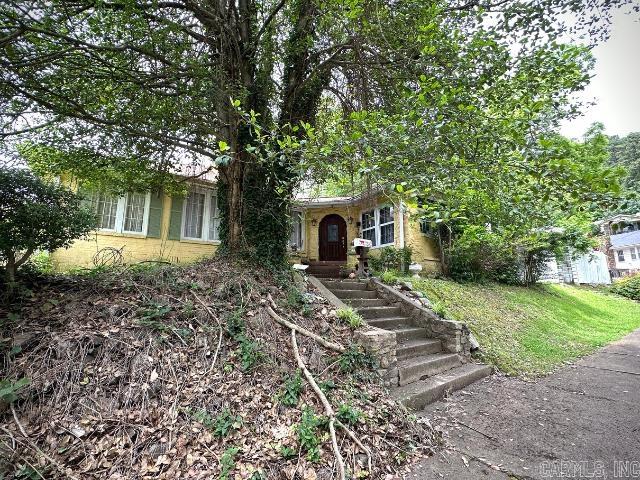 924 Prospect Avenue