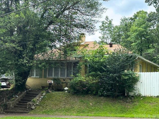 924 Prospect Avenue