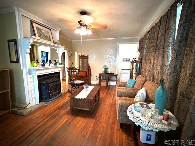924 Prospect Avenue