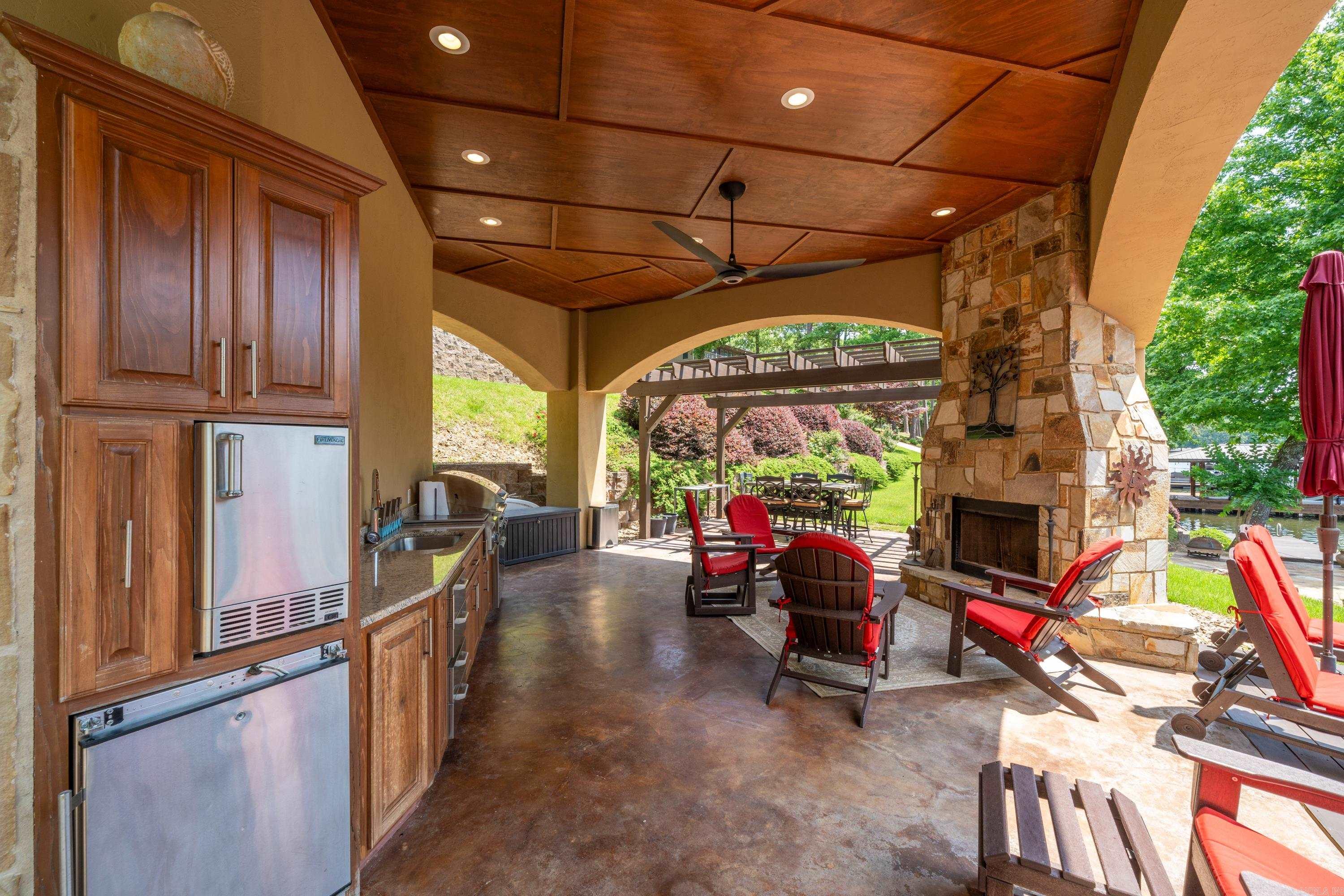 1220 Rock Creek Road