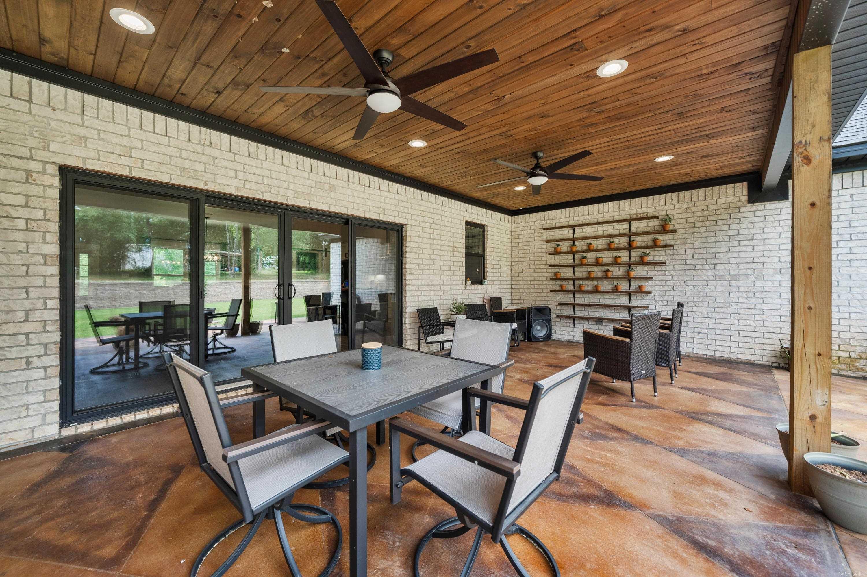 156 Whisper Rock Lane