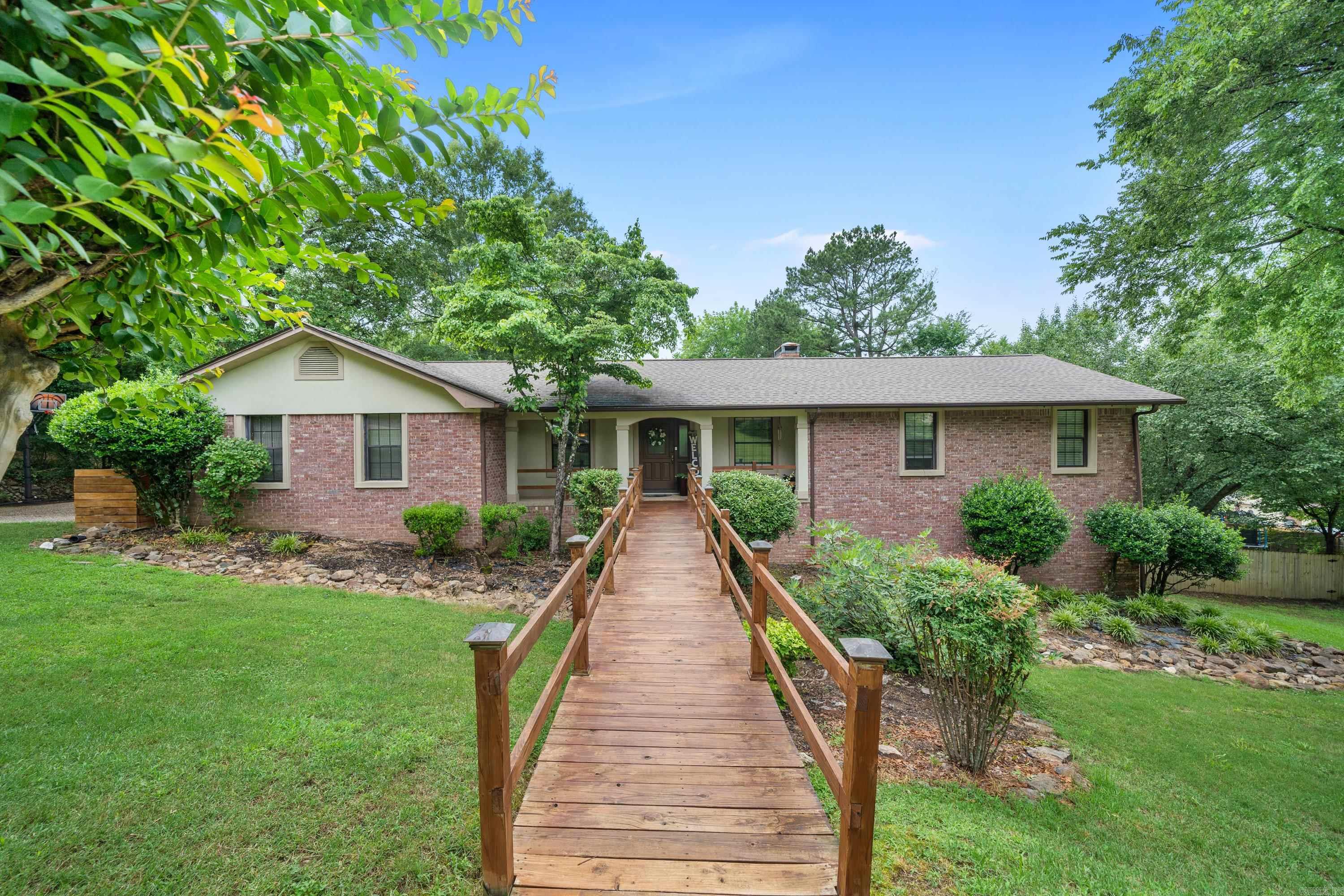 102 Wedgewood Terrace