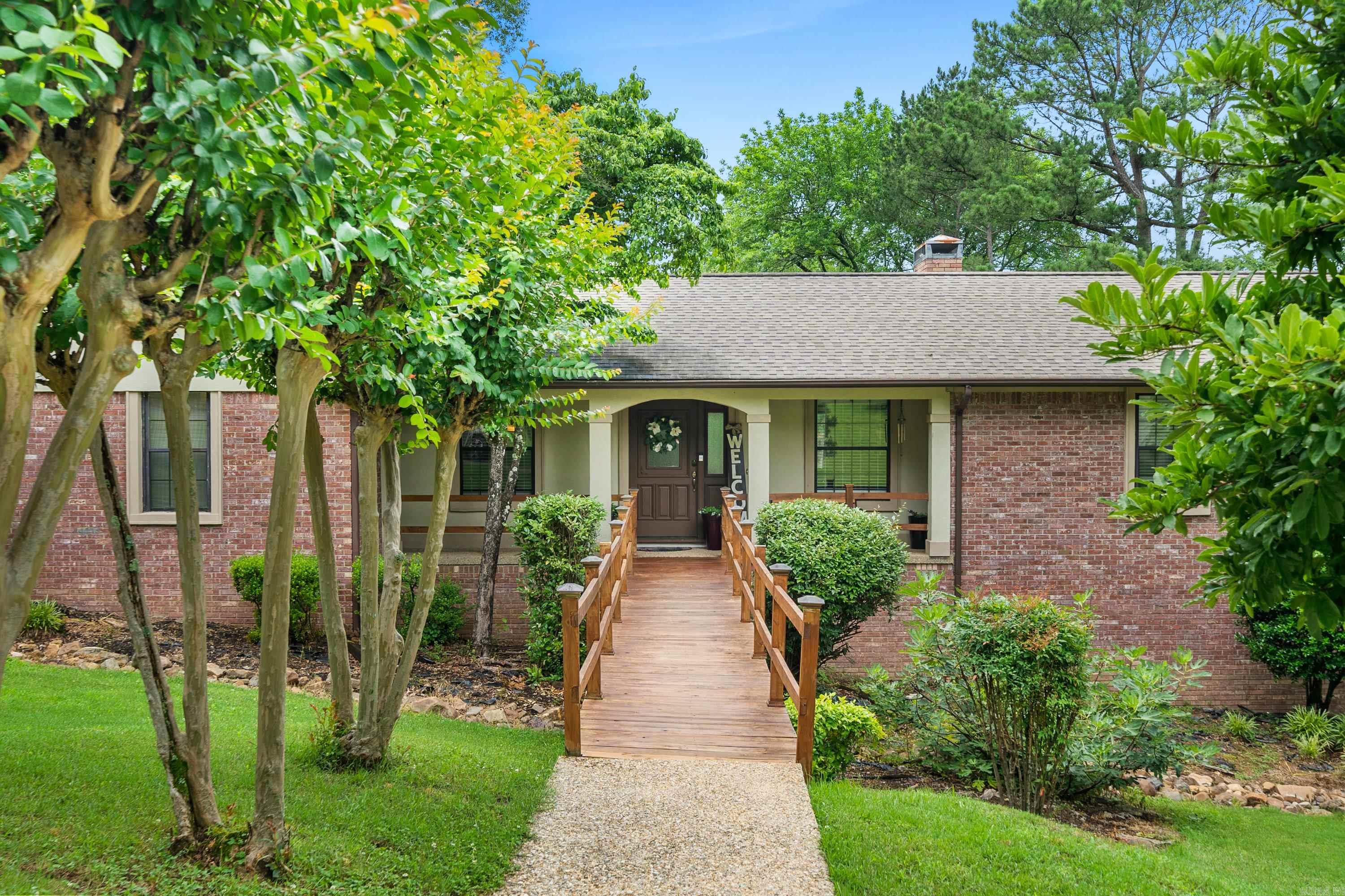 102 Wedgewood Terrace