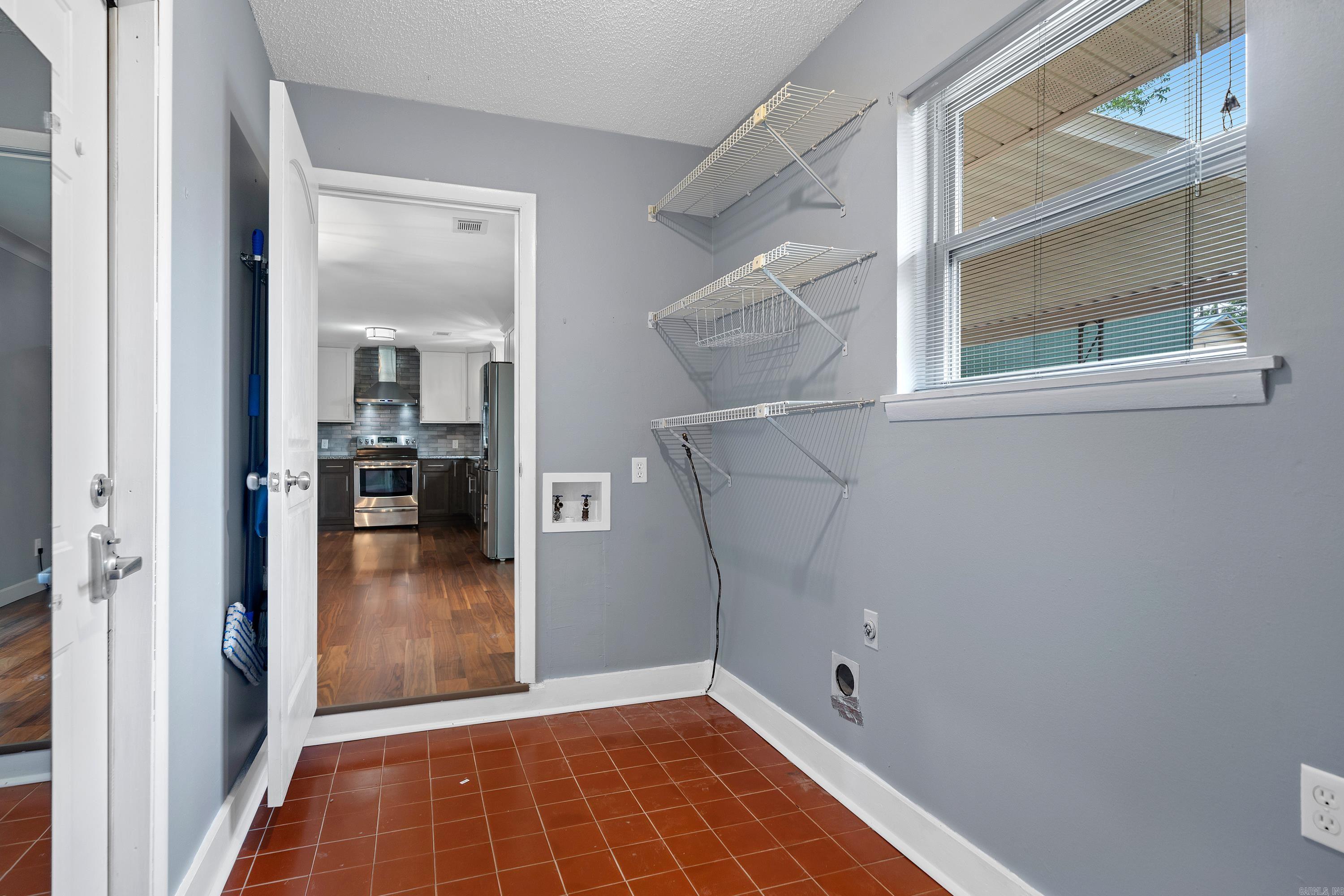 108 Gwendolyn Way