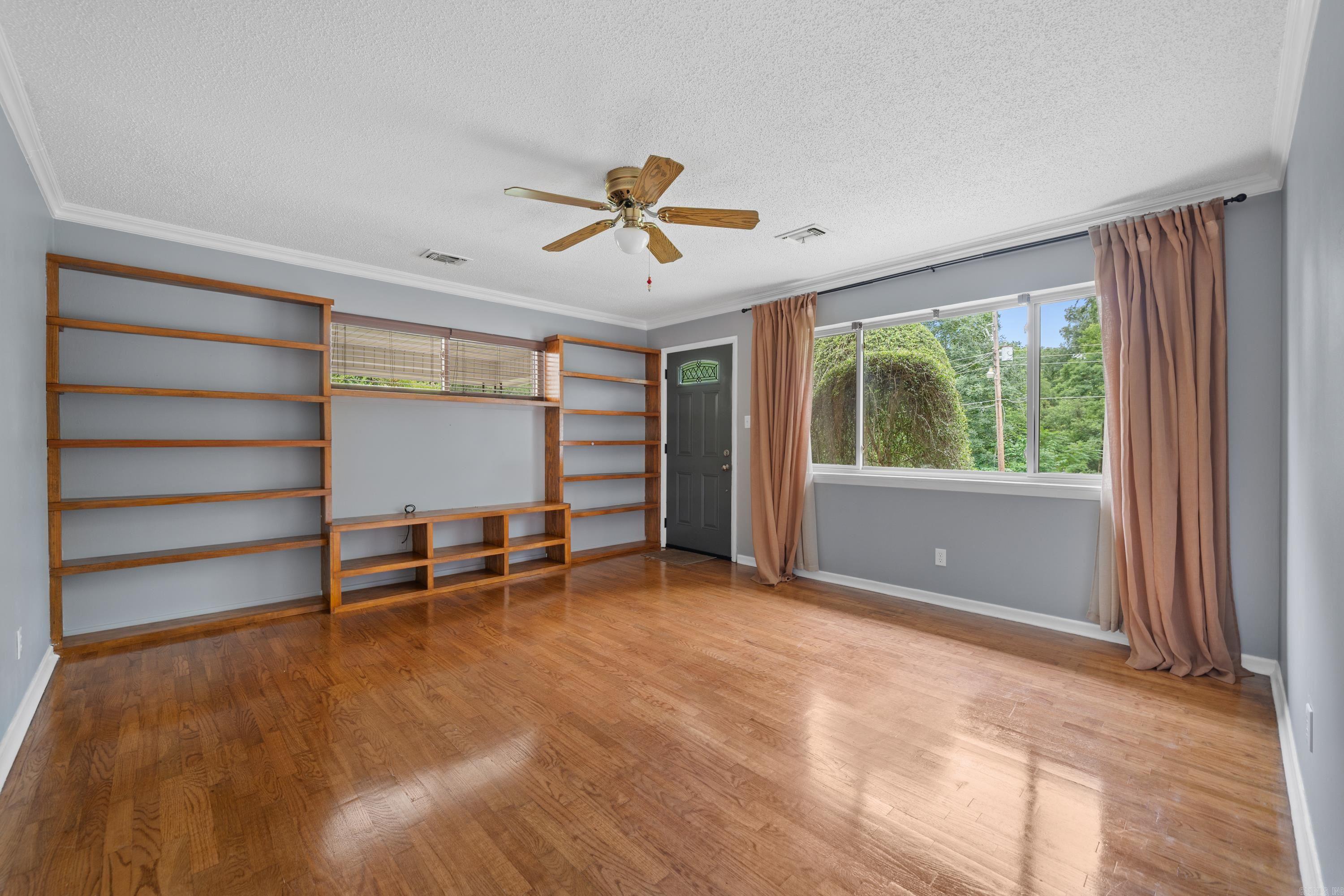 108 Gwendolyn Way