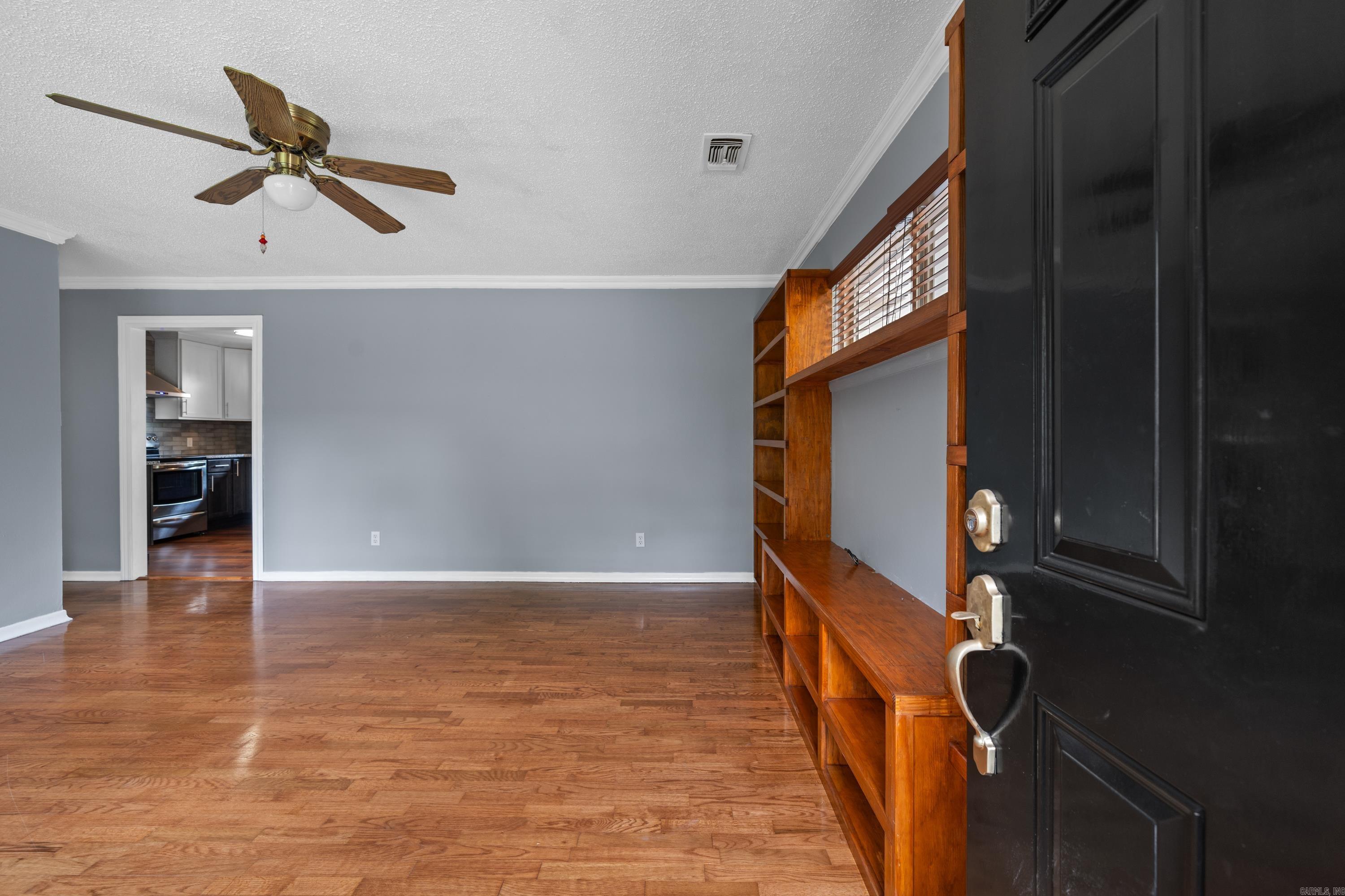 108 Gwendolyn Way