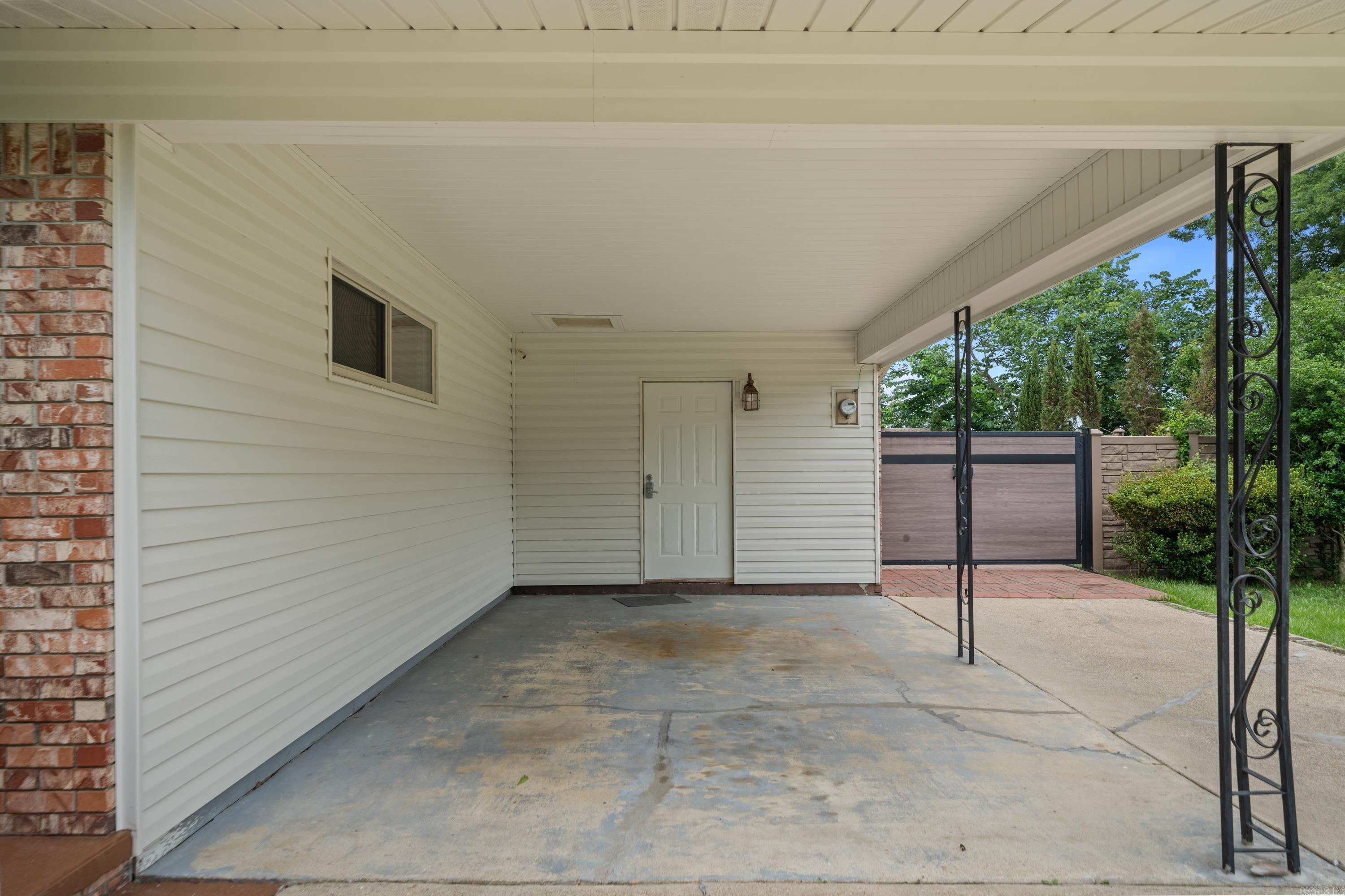 108 Gwendolyn Way