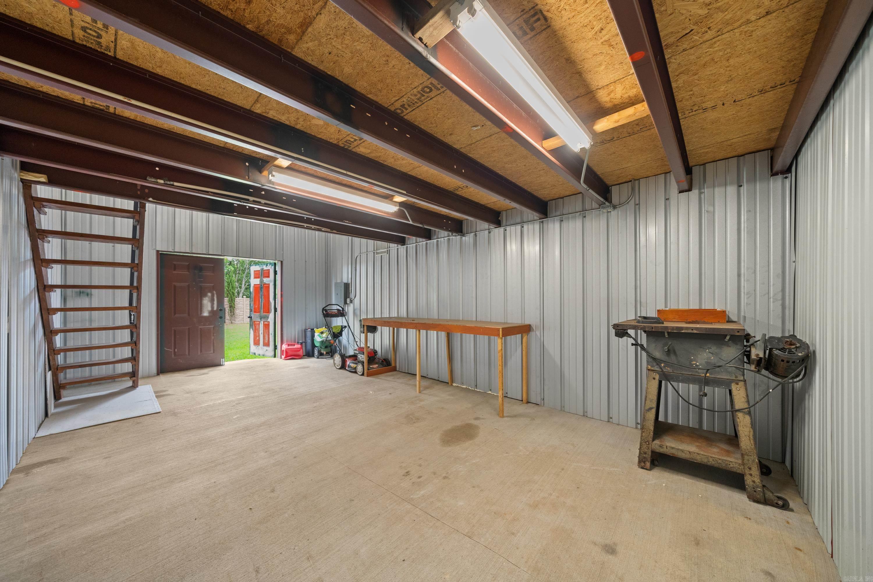 108 Gwendolyn Way