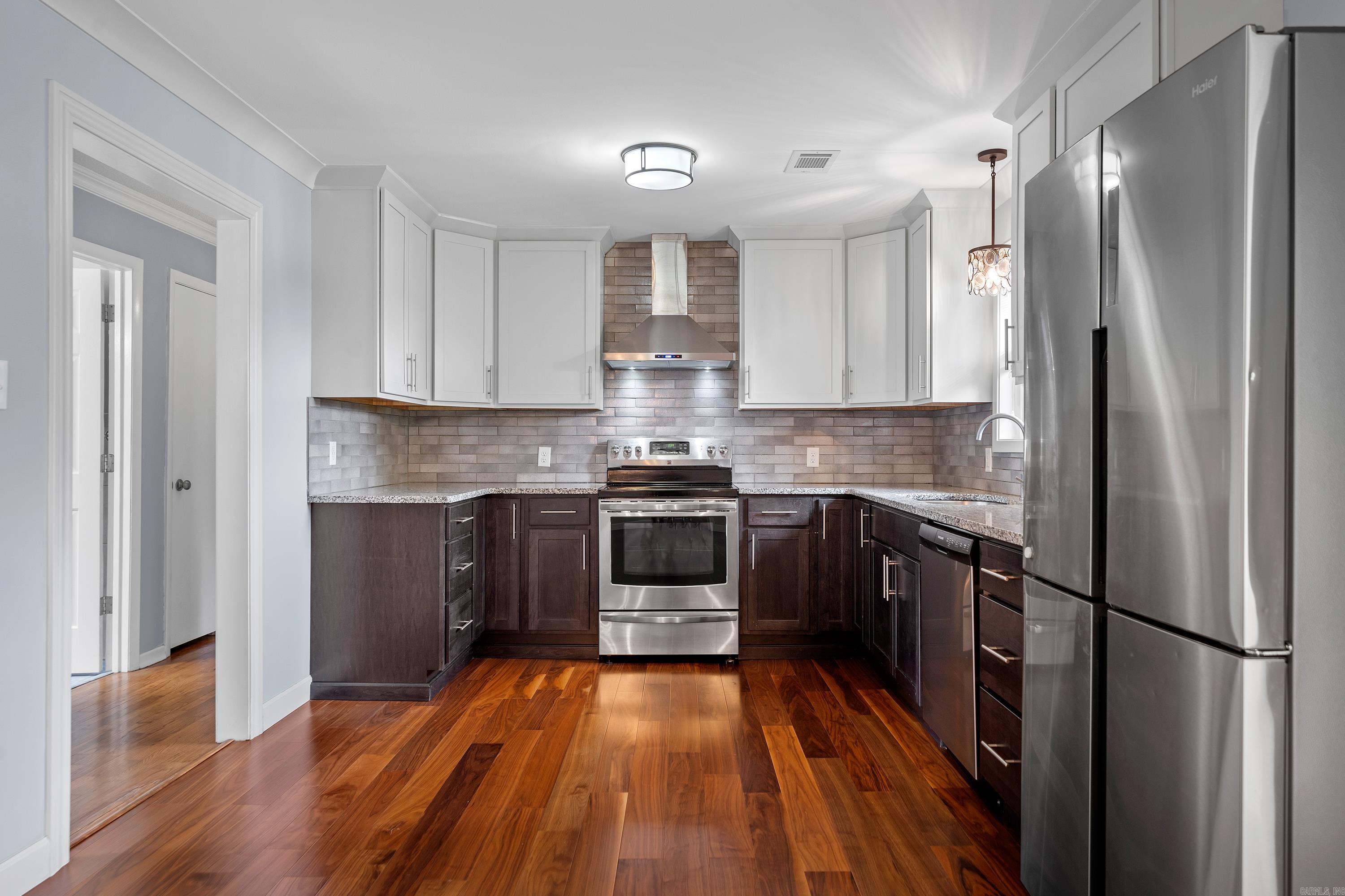 108 Gwendolyn Way