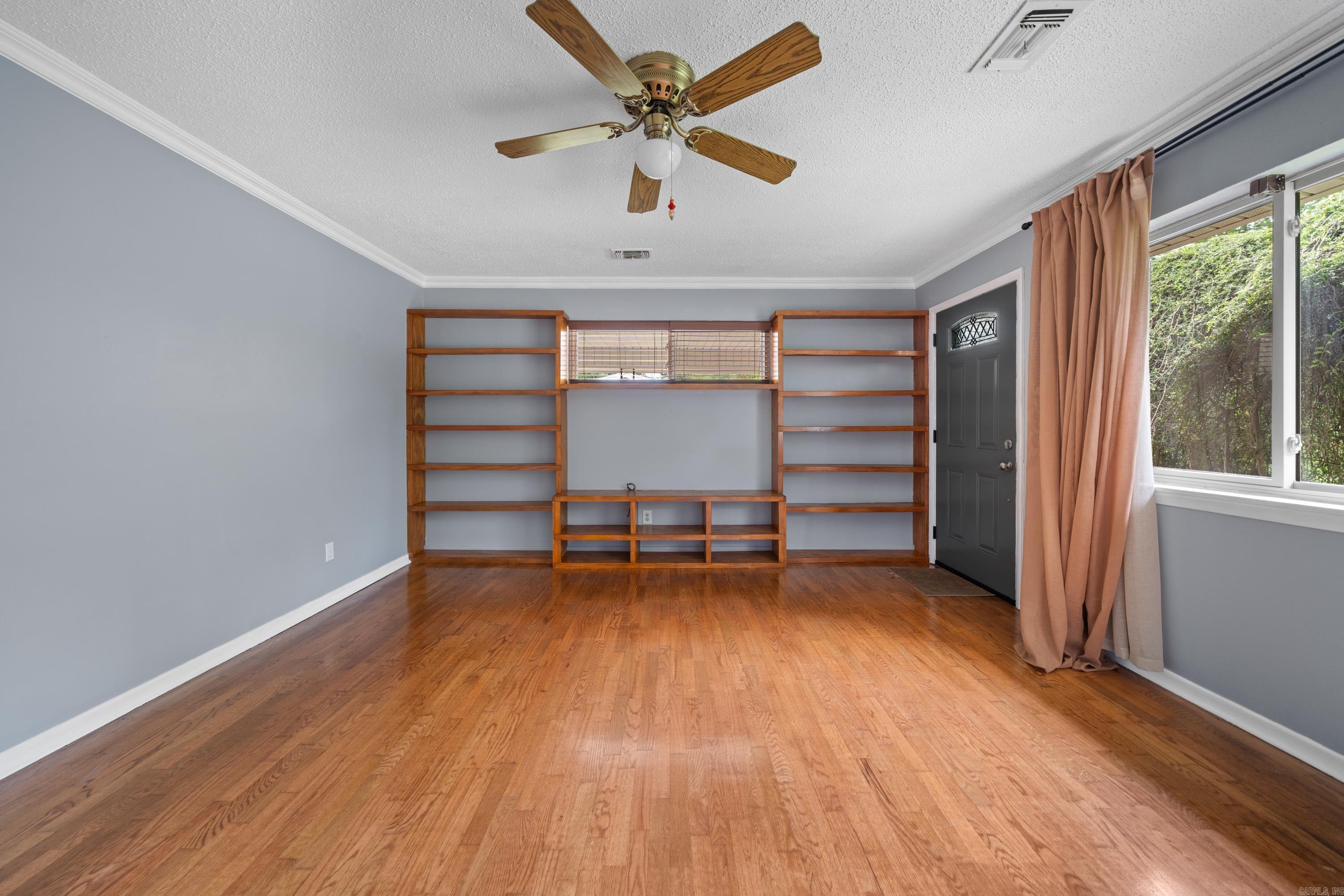 108 Gwendolyn Way