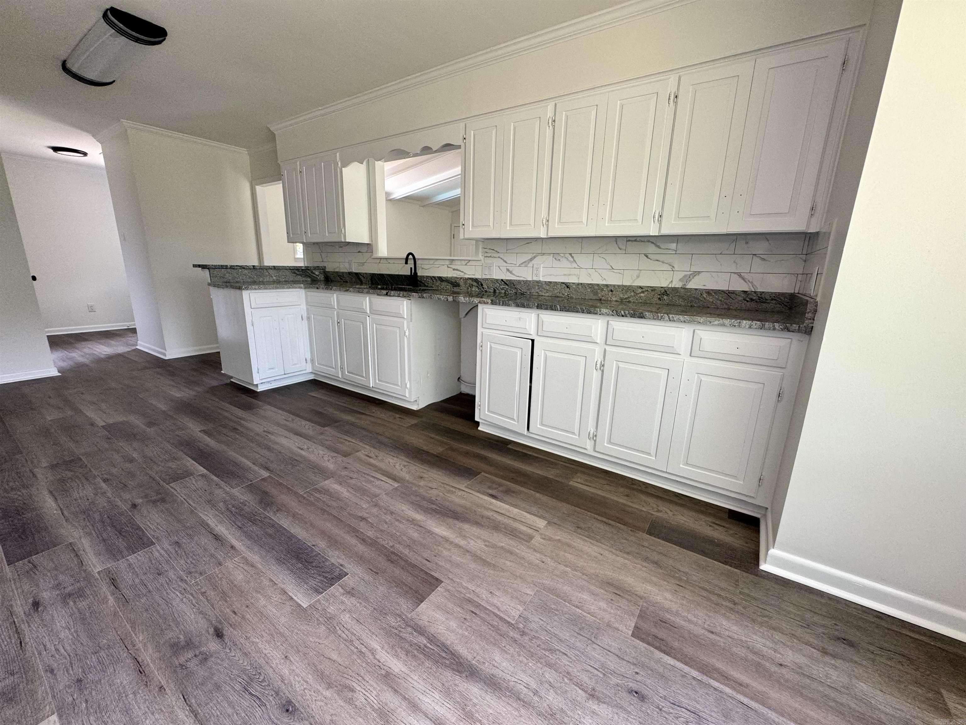 113 Saxony Court
