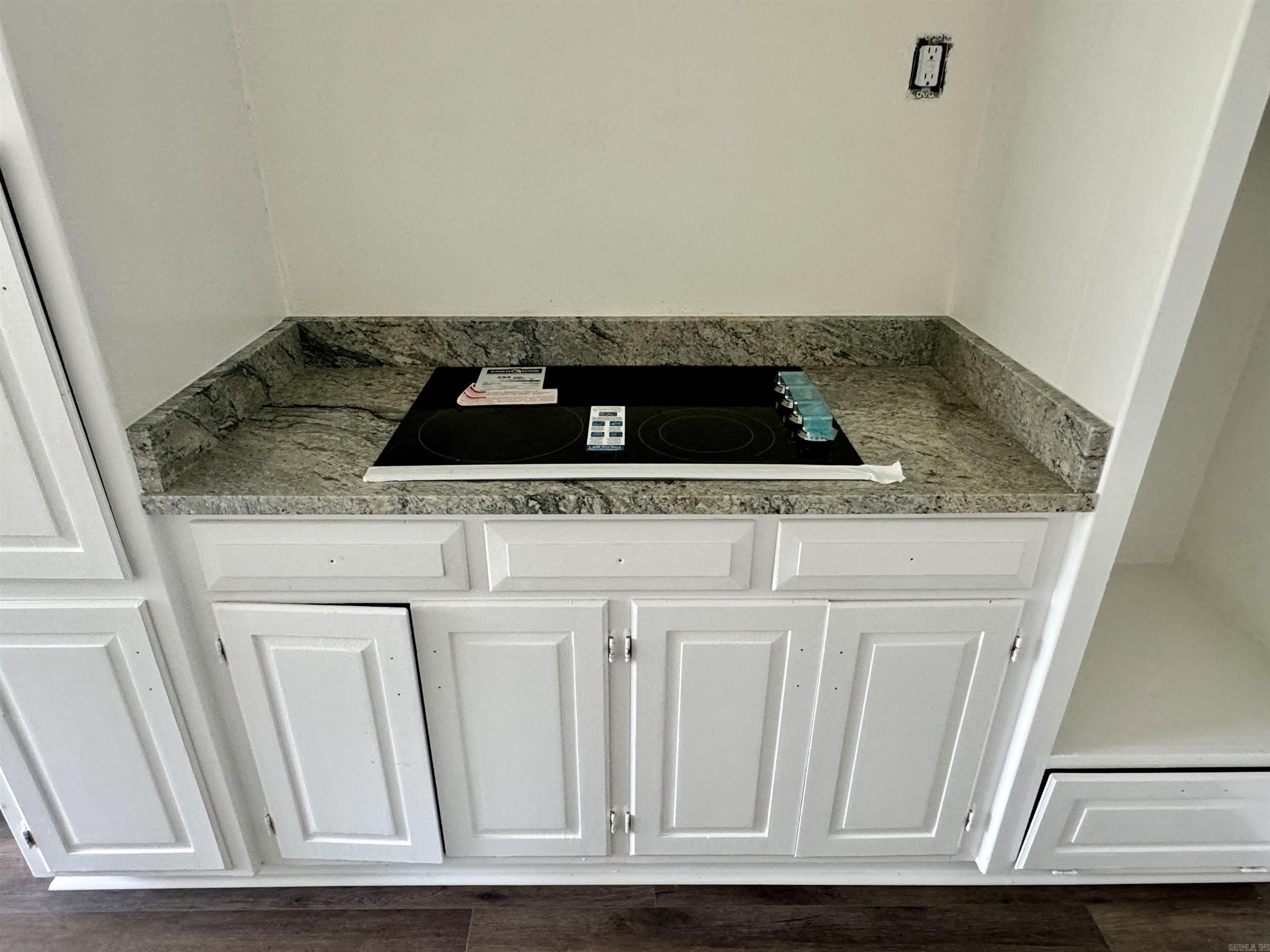 113 Saxony Court