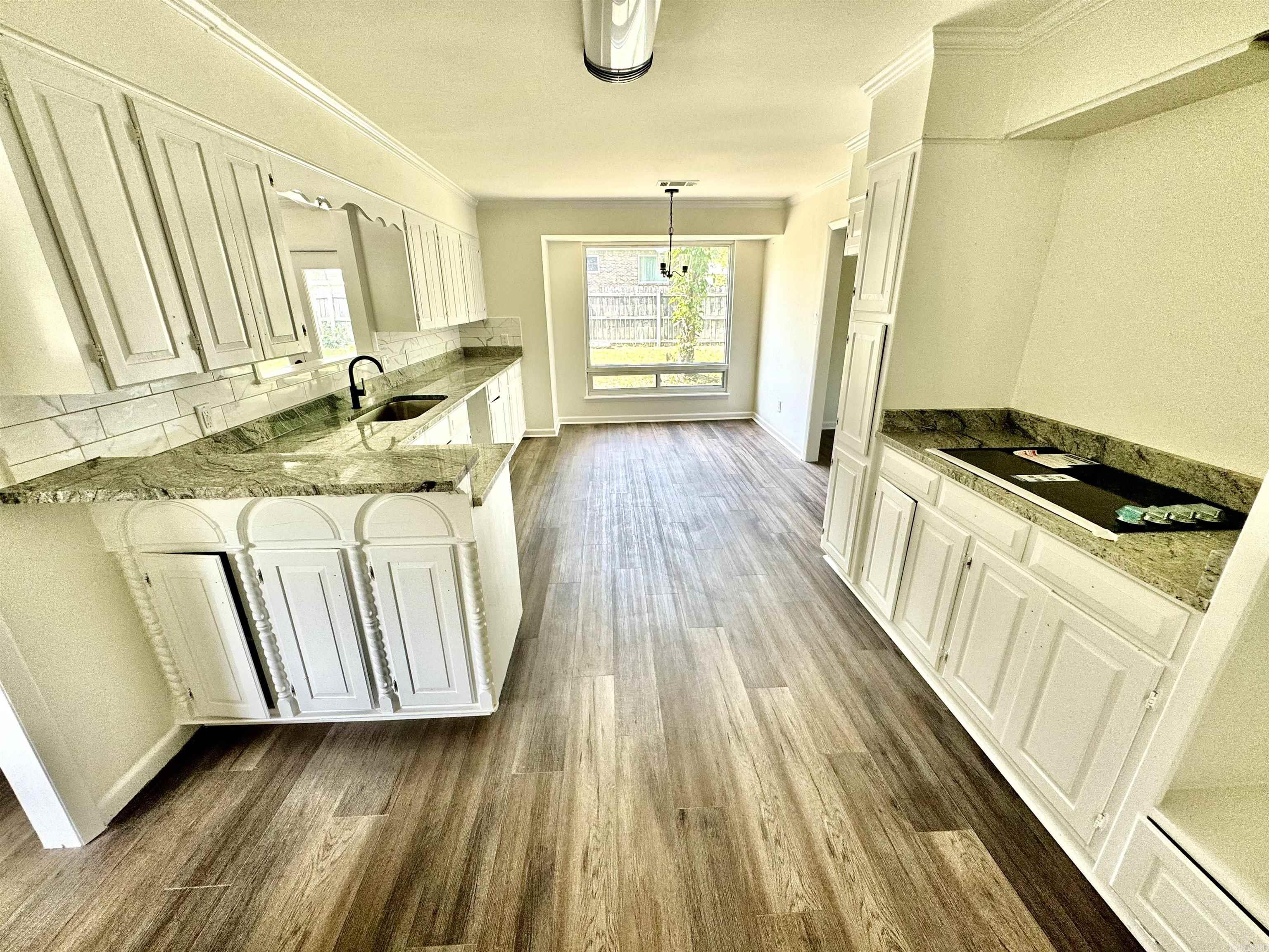 113 Saxony Court