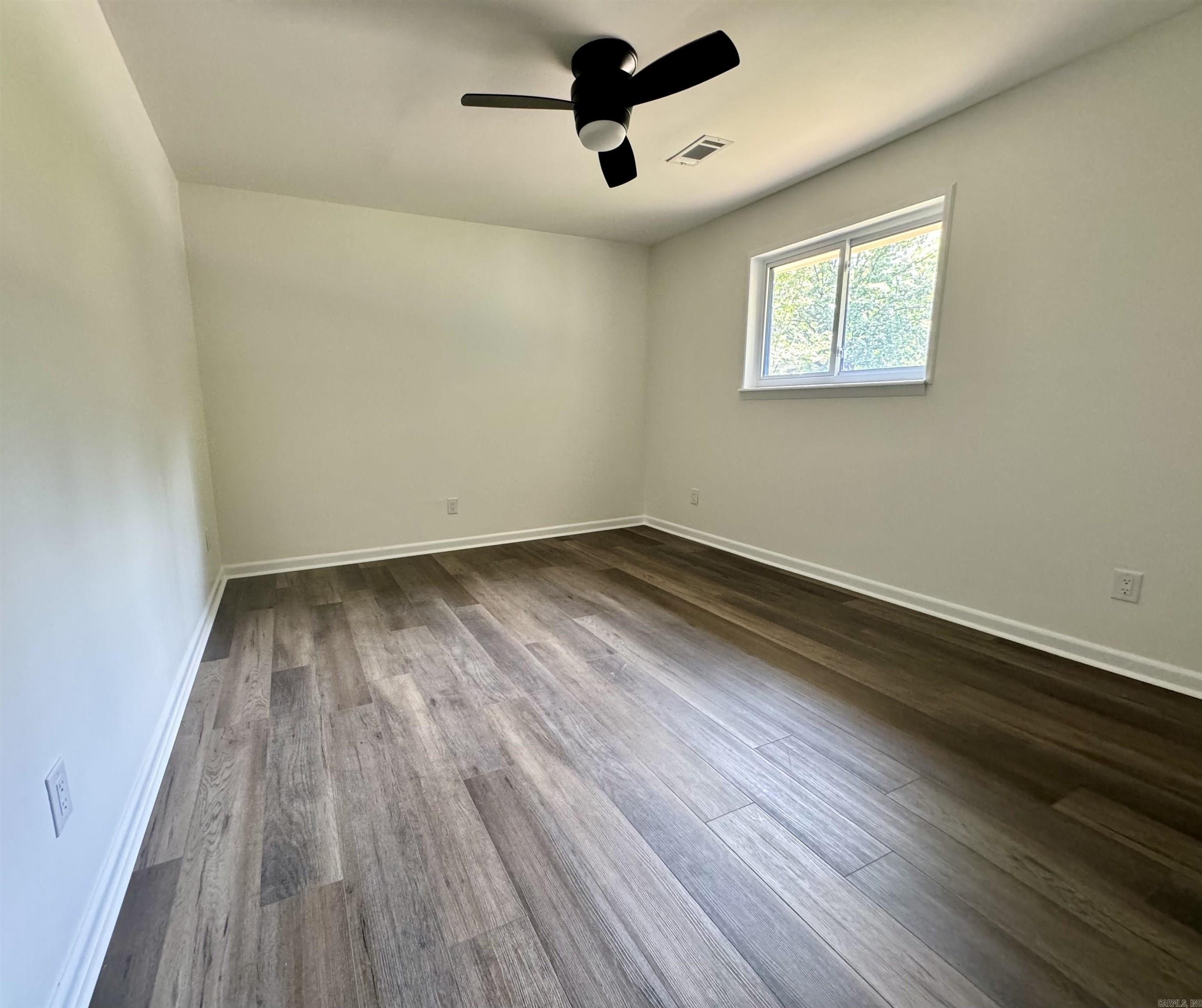 113 Saxony Court