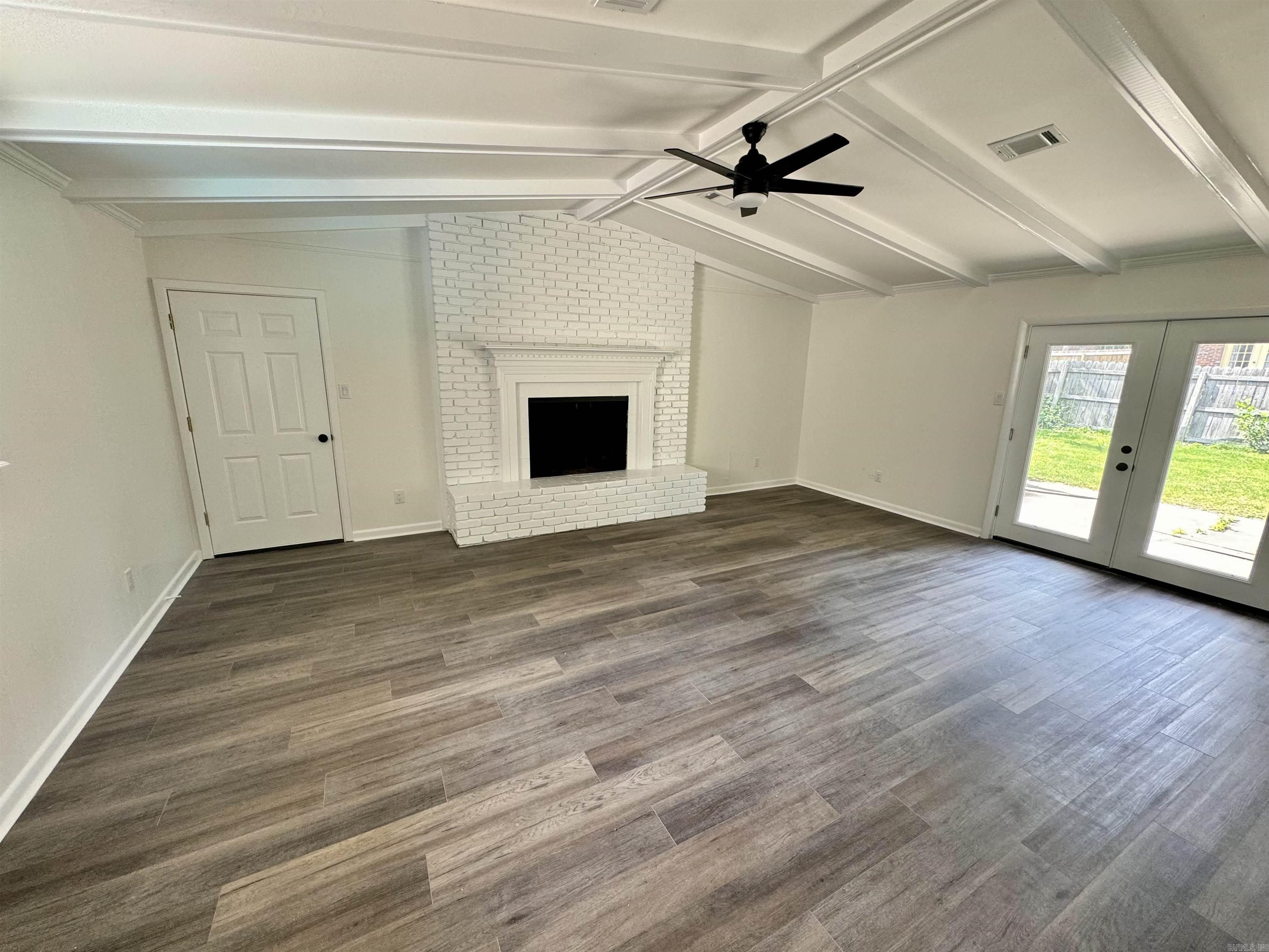 113 Saxony Court
