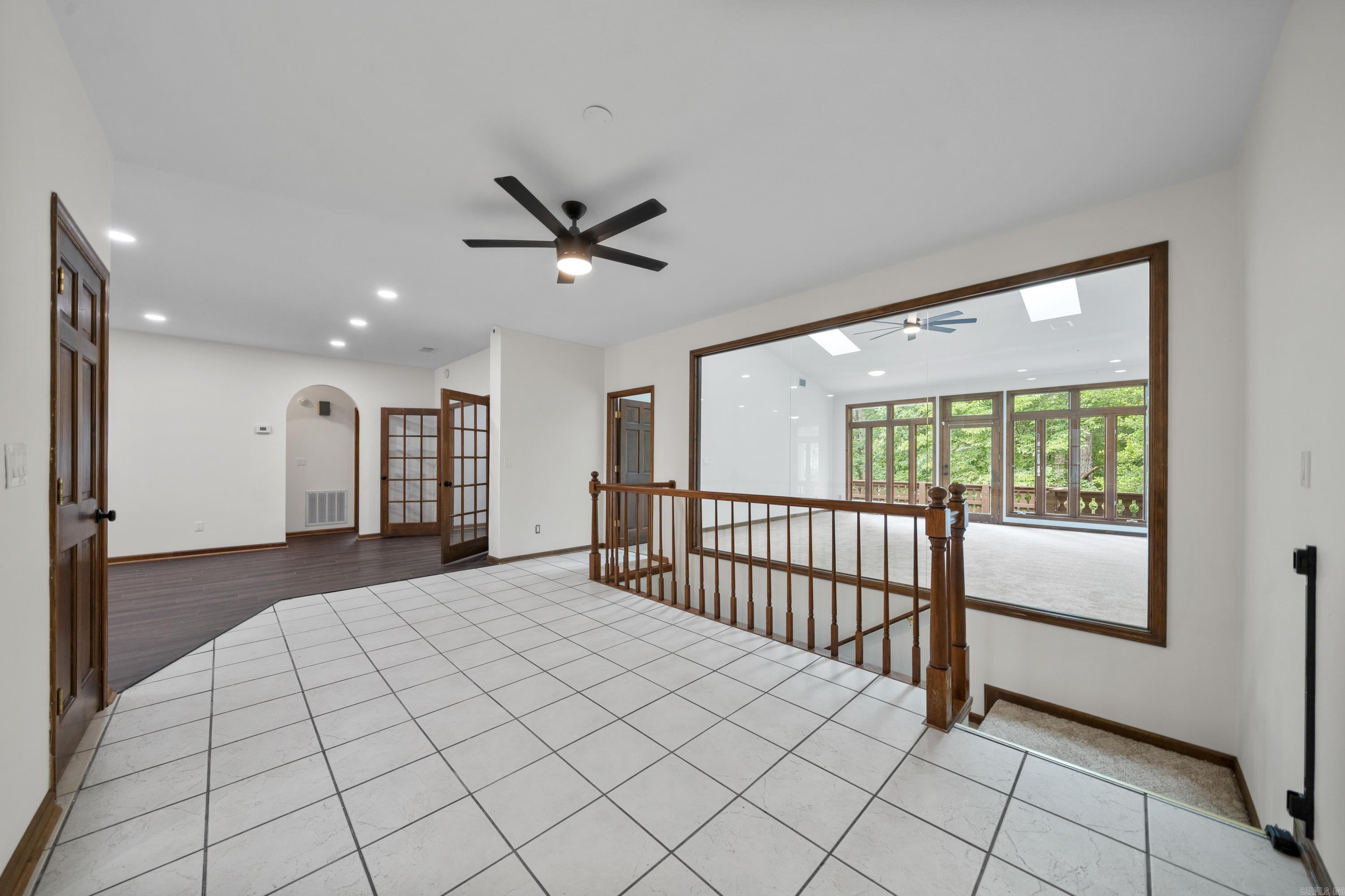 56 Arjona Way