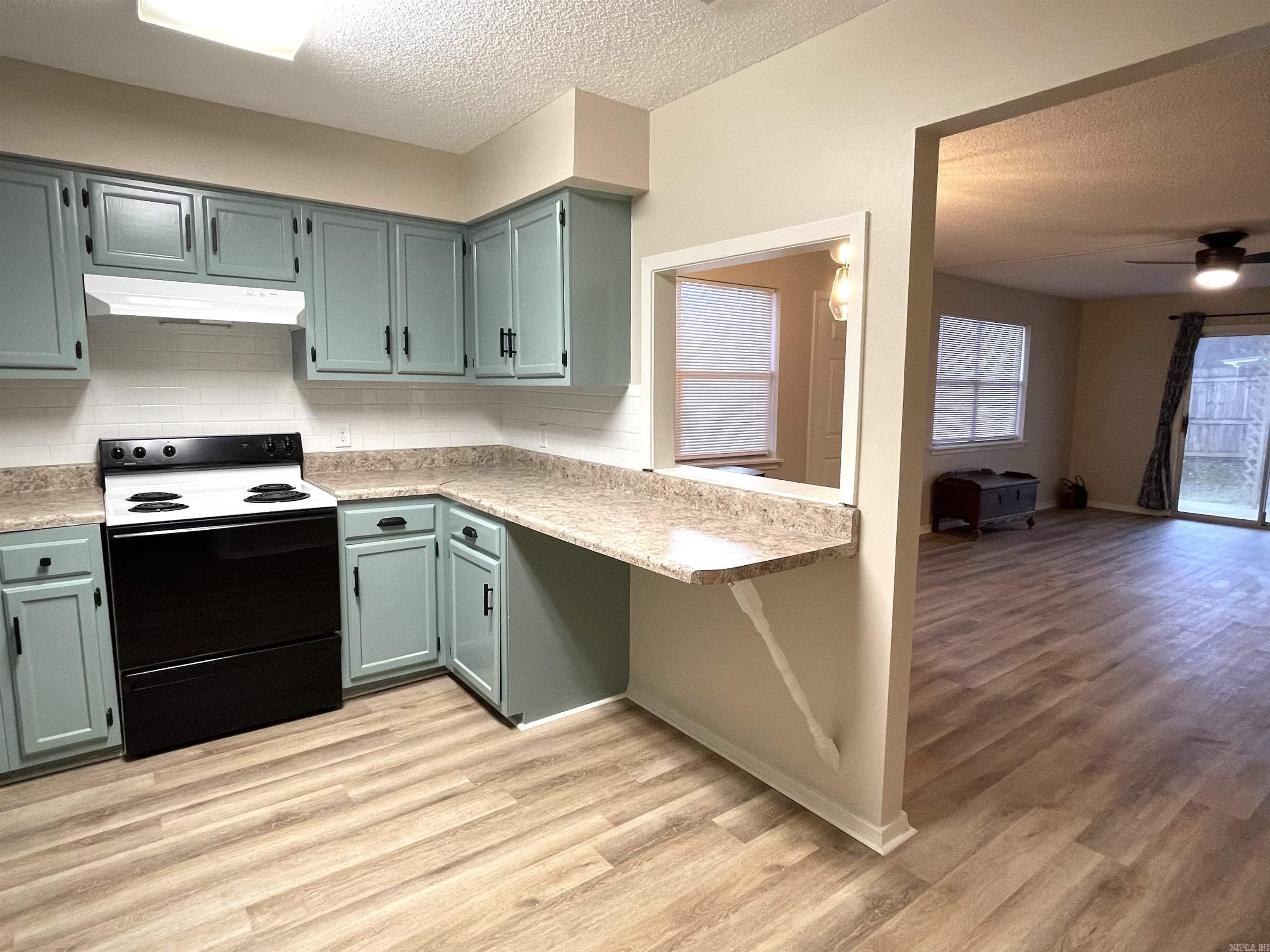 220 Cooper Street Unit: 2A