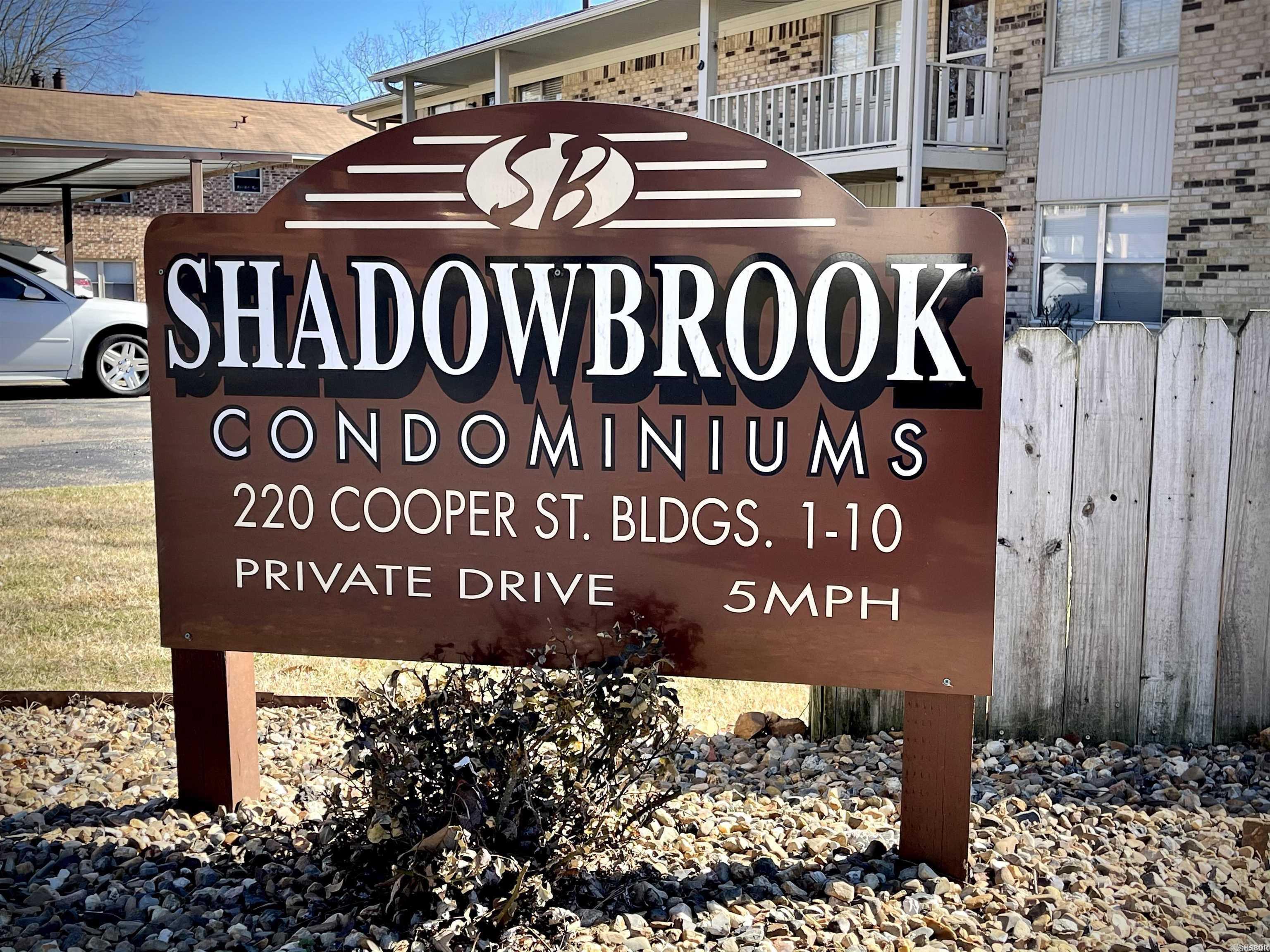 220 Cooper Street Unit: 2A