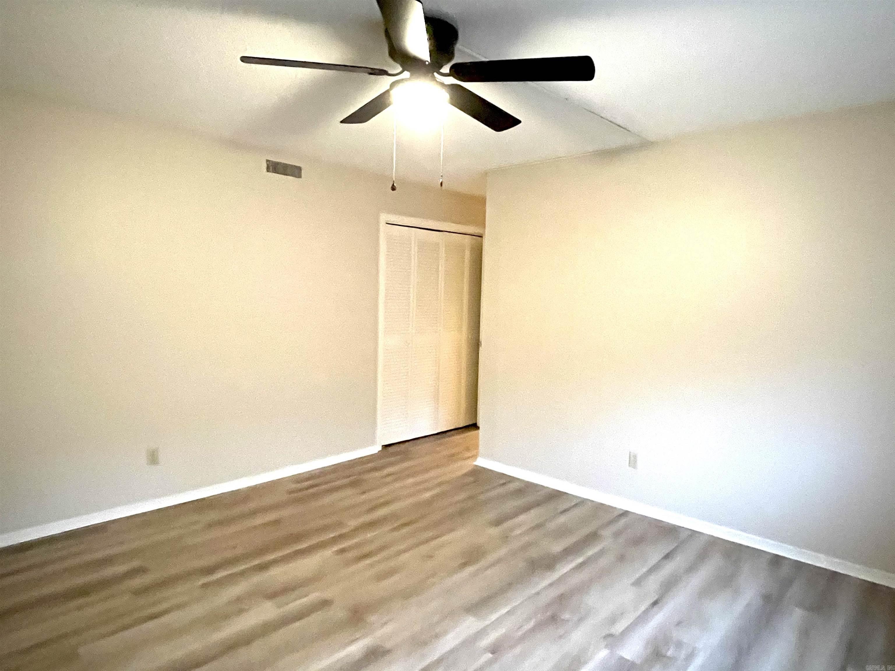 220 Cooper Street Unit: 2A