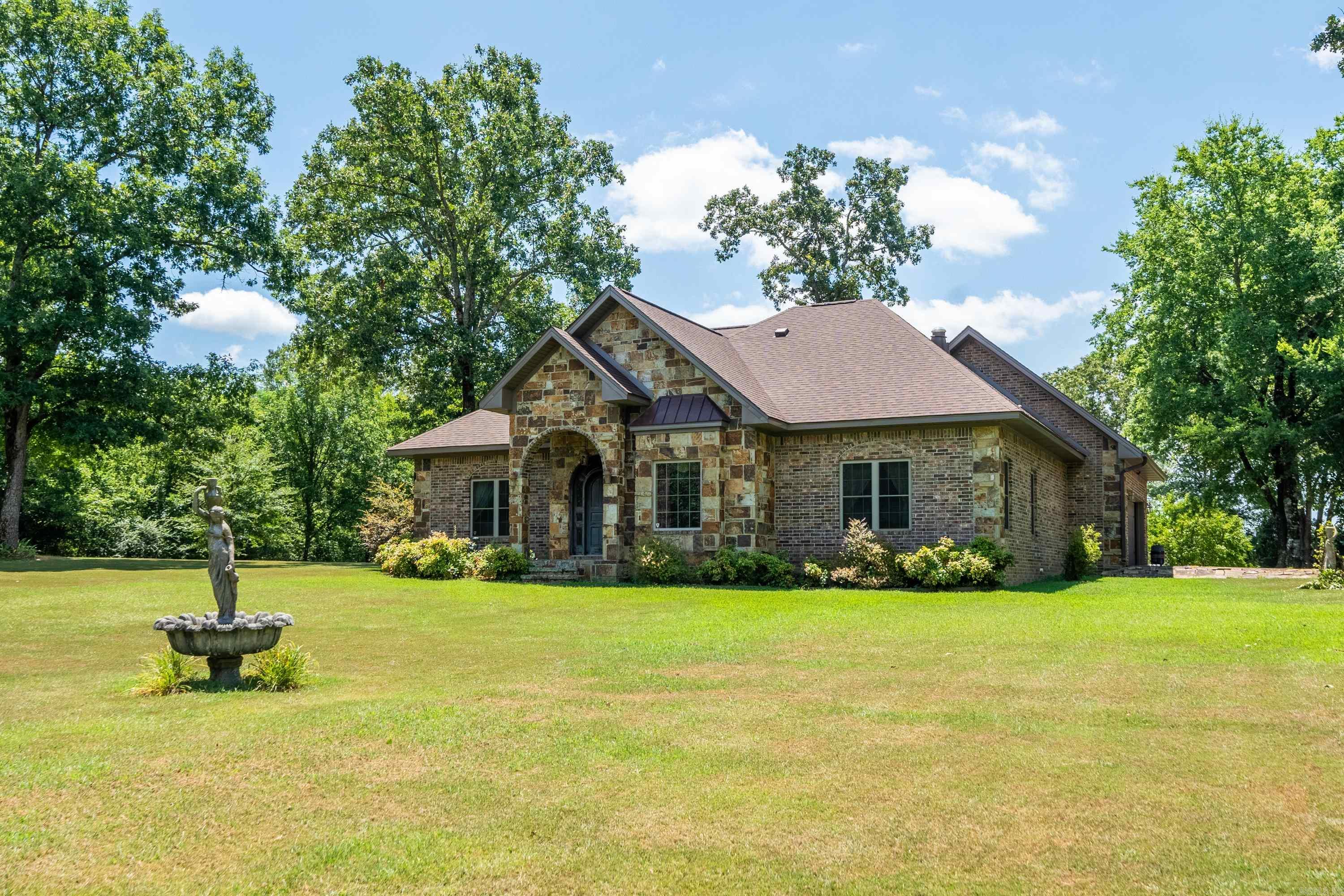 169 Whisper Rock Lane