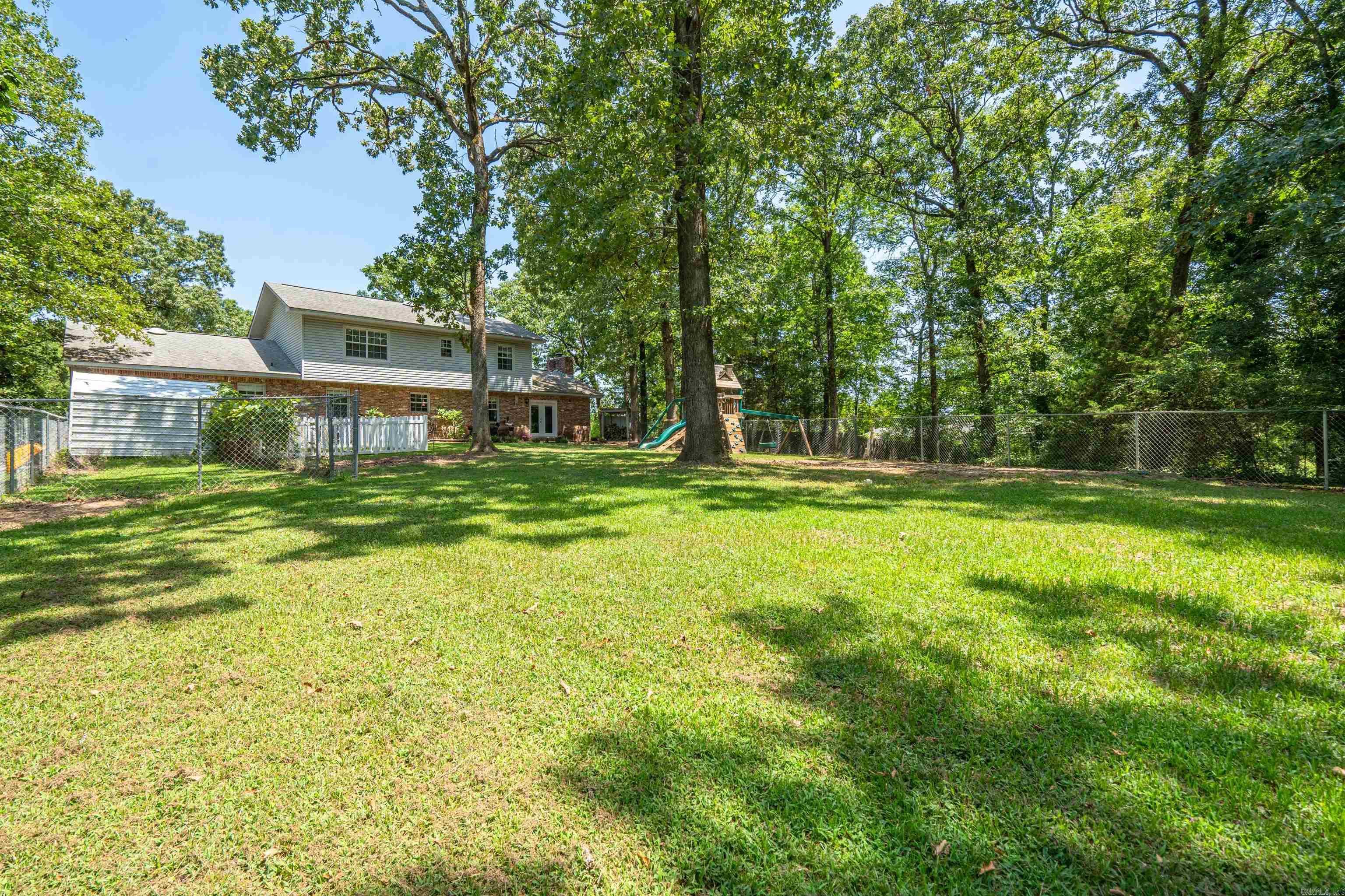 103 Tall Oaks Street