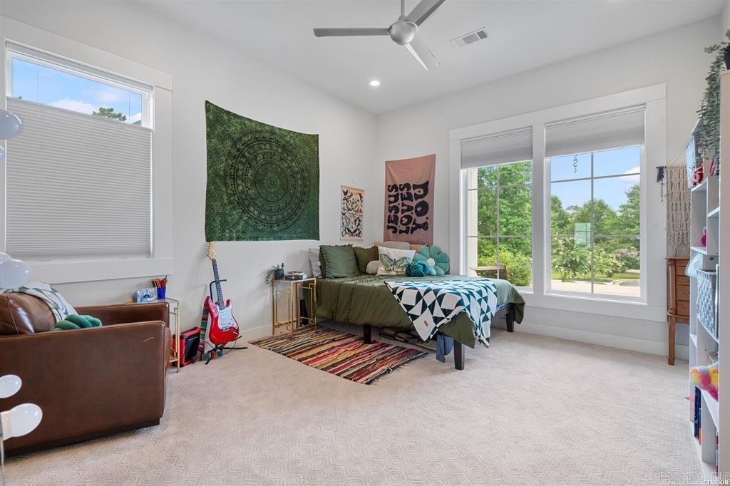 147 Thornbury Court