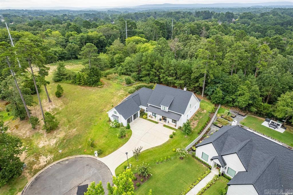 147 Thornbury Court