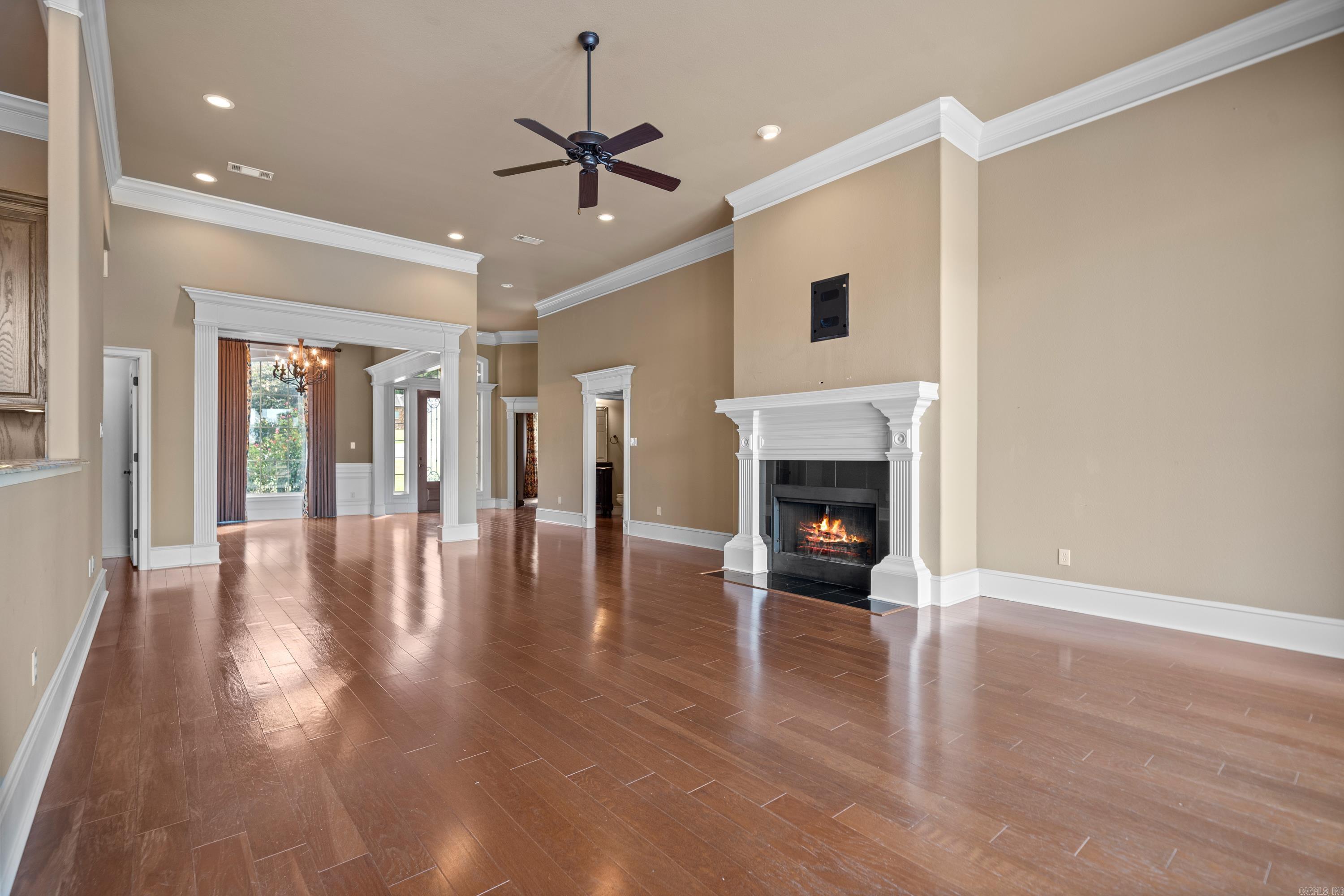 101 Misty Oak
