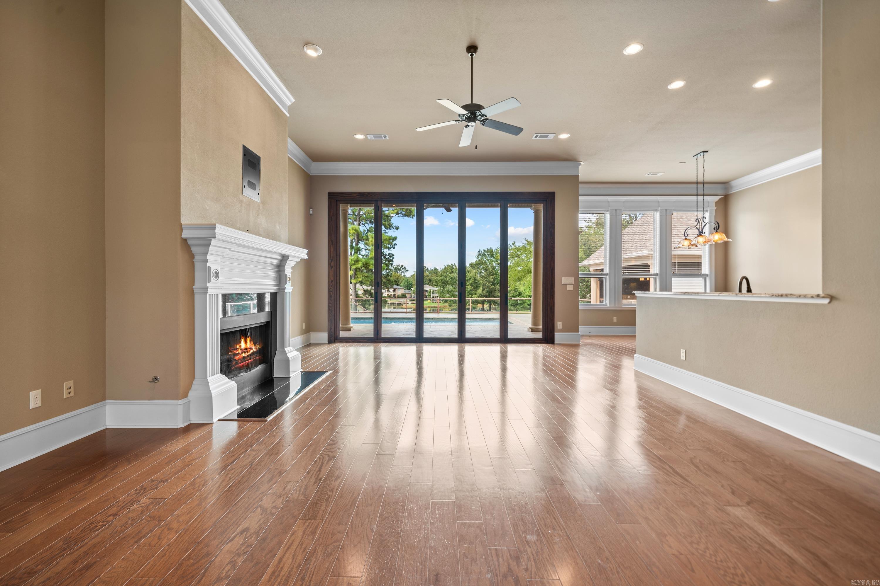 101 Misty Oak