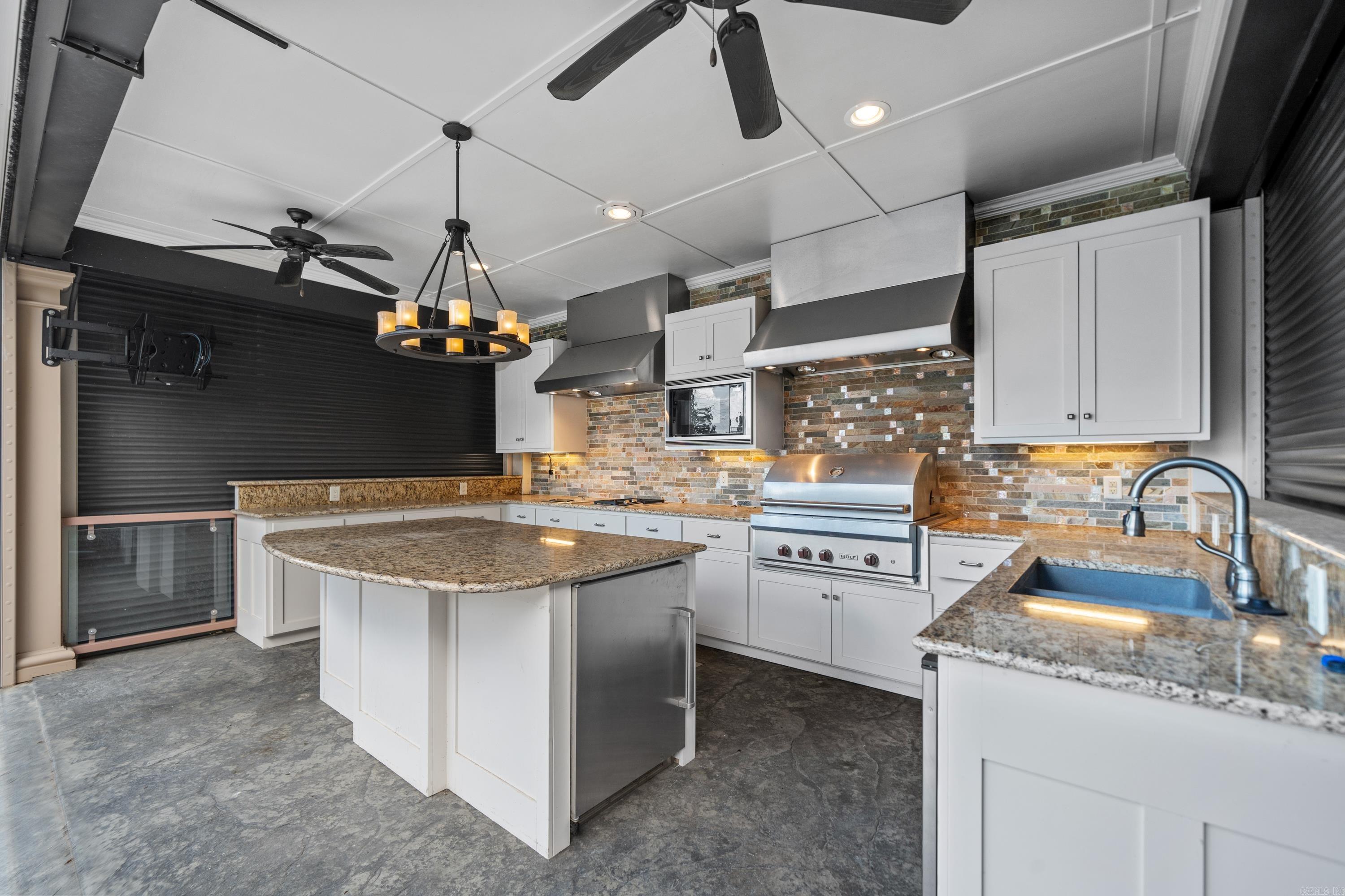 101 Misty Oak