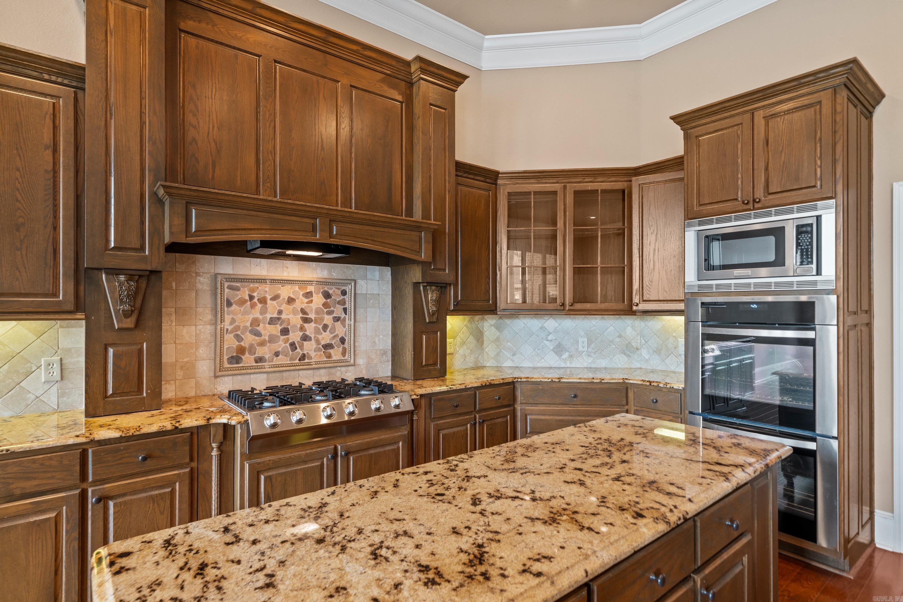101 Misty Oak