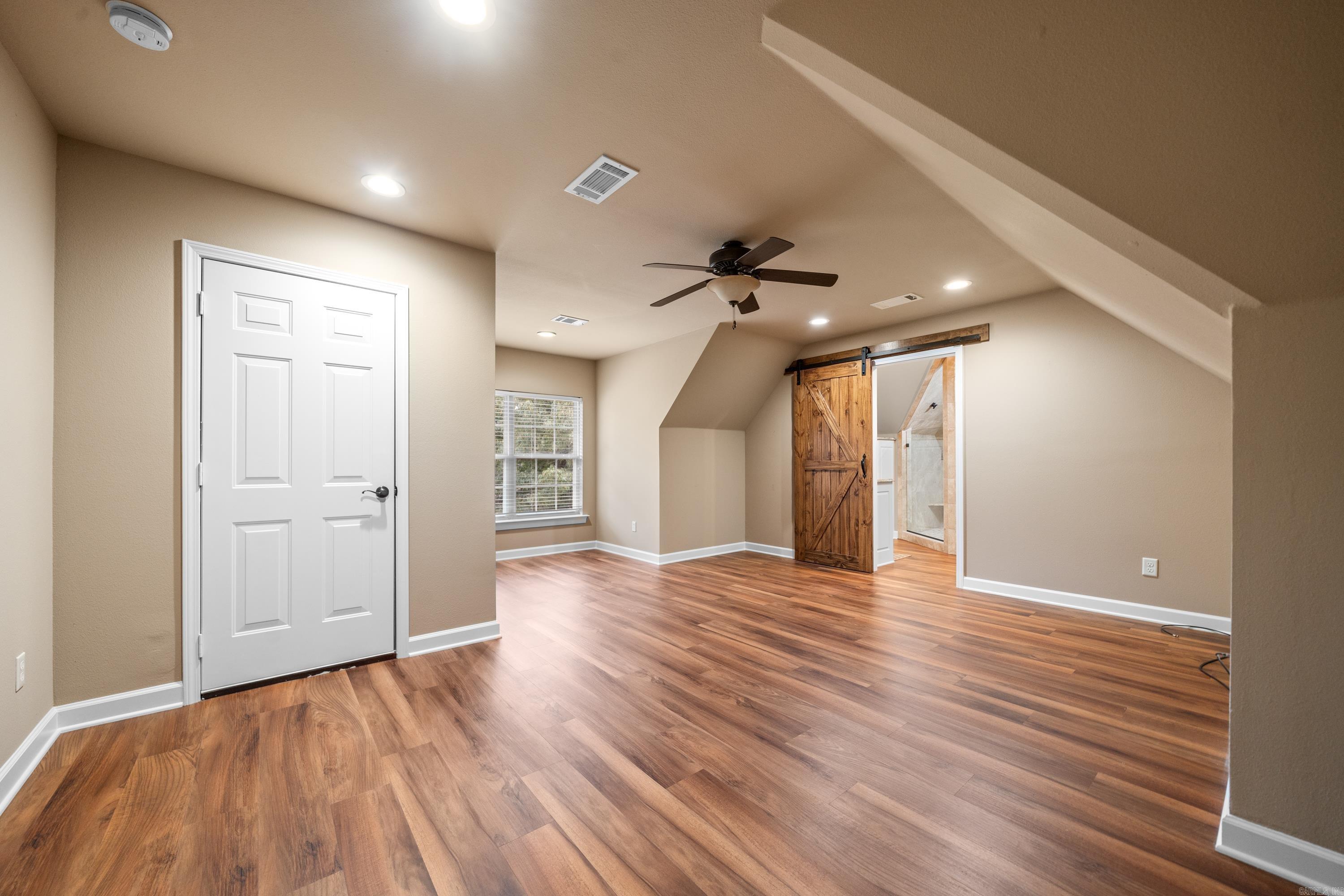 101 Misty Oak
