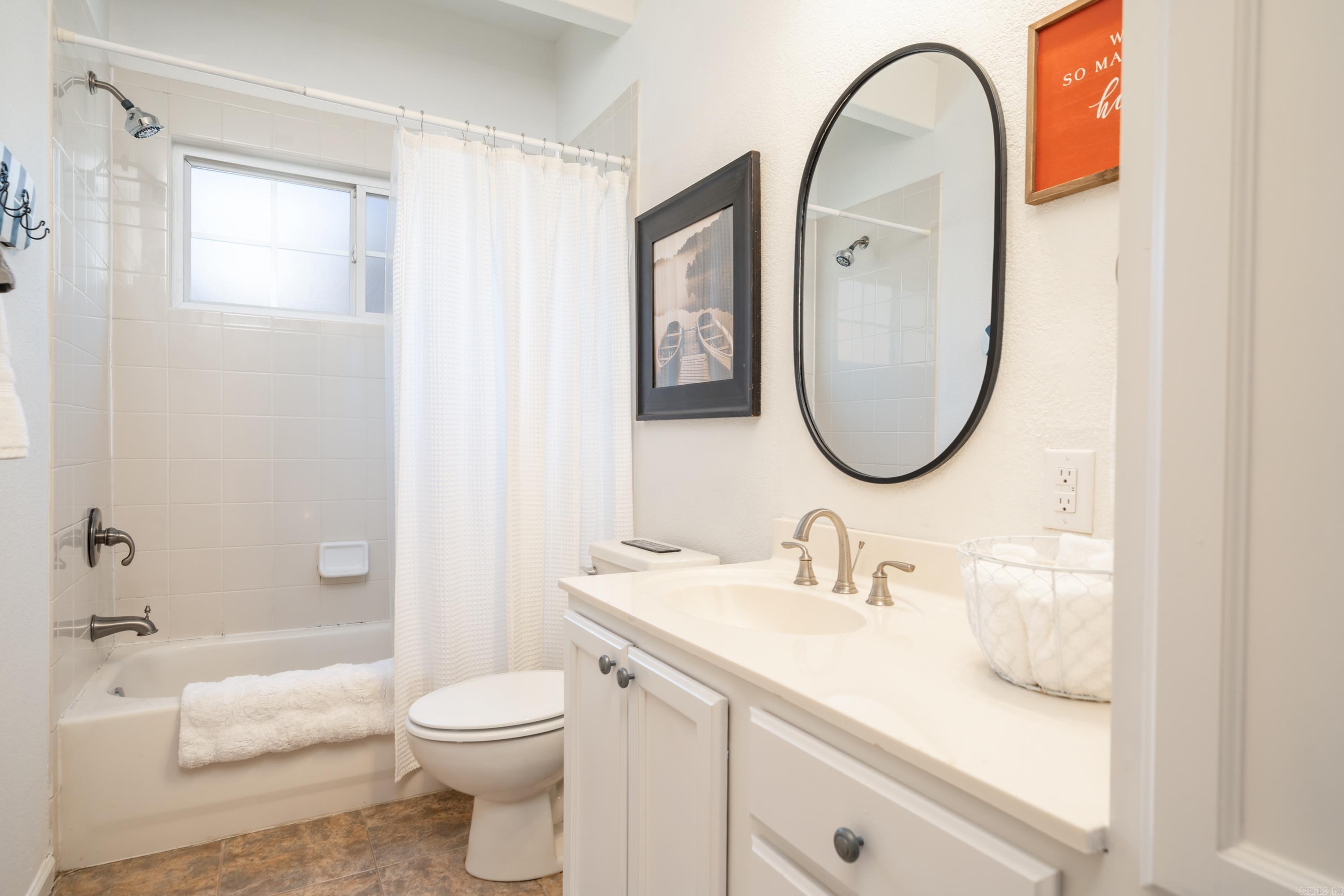 118 PRETTI Point Unit: A2