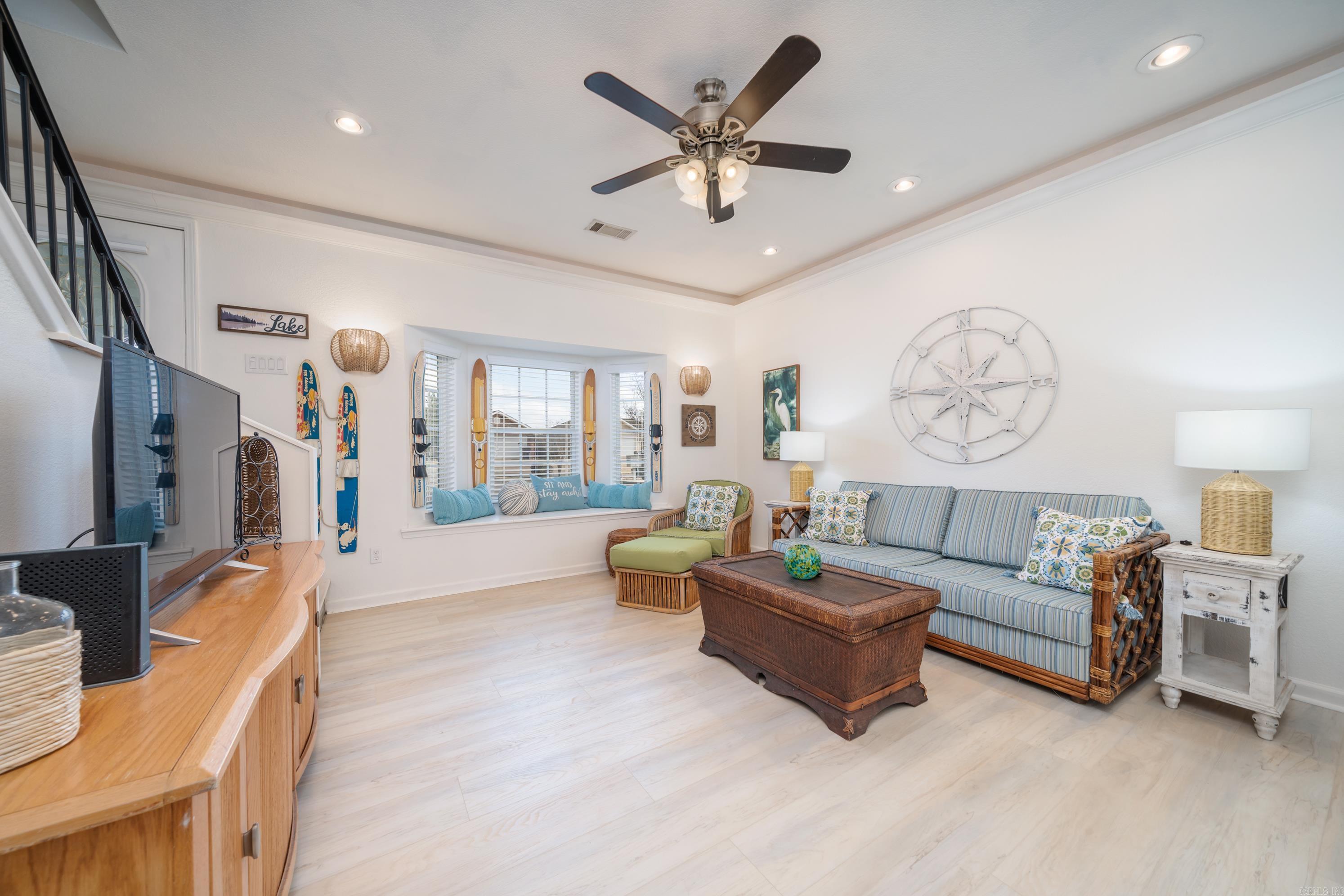 118 PRETTI Point Unit: A2