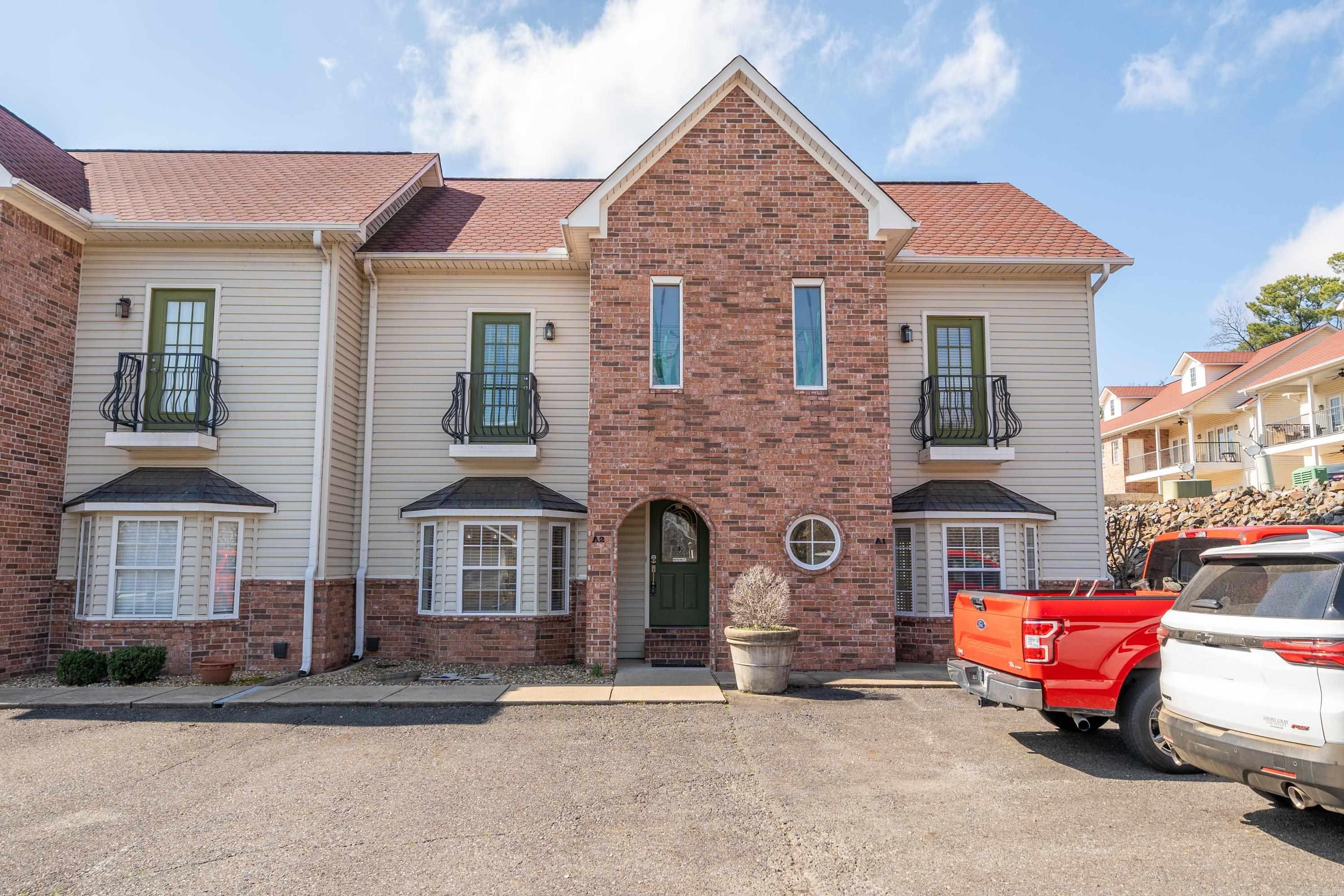 118 PRETTI Point Unit: A2