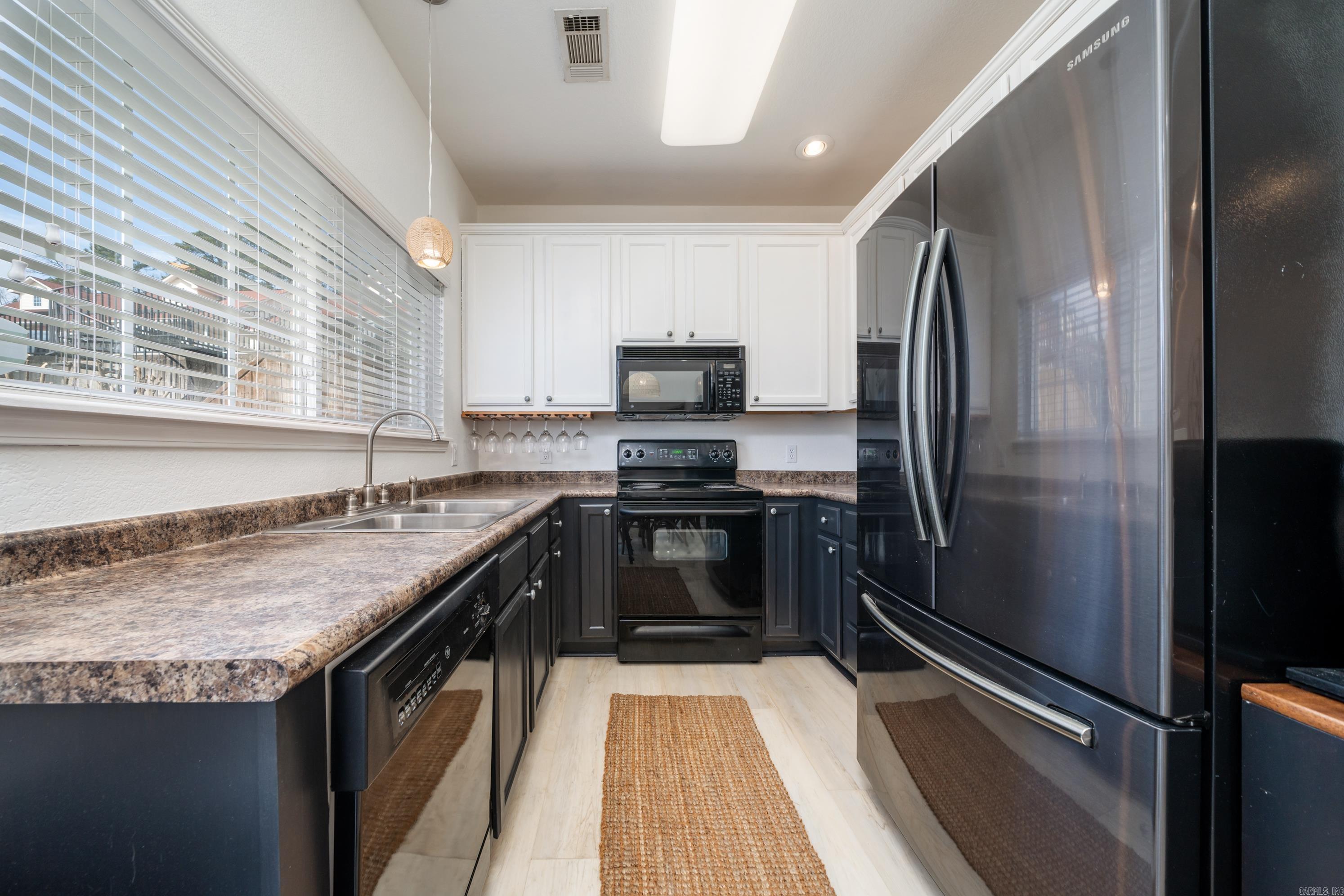 118 PRETTI Point Unit: A2