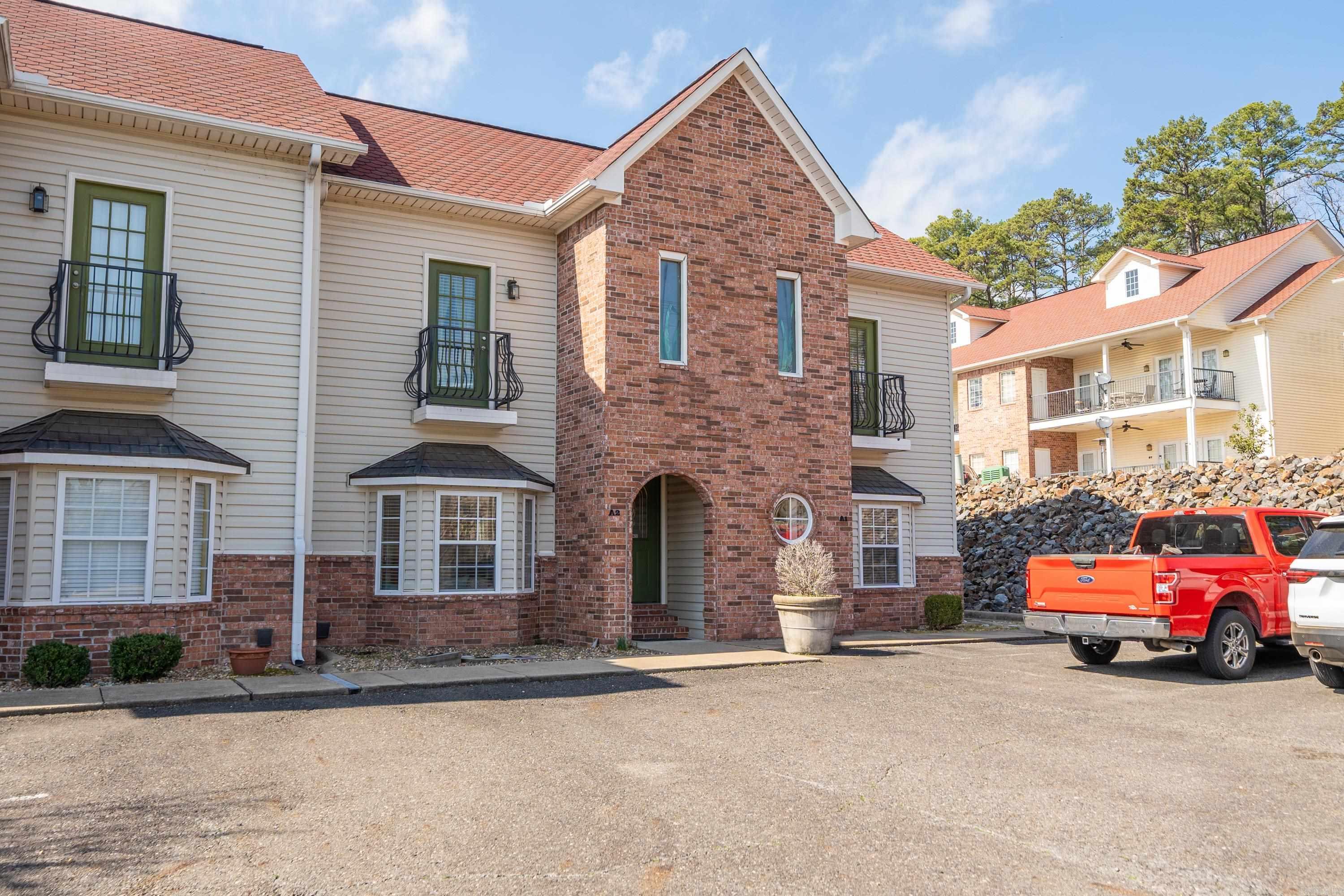 118 PRETTI Point Unit: A2