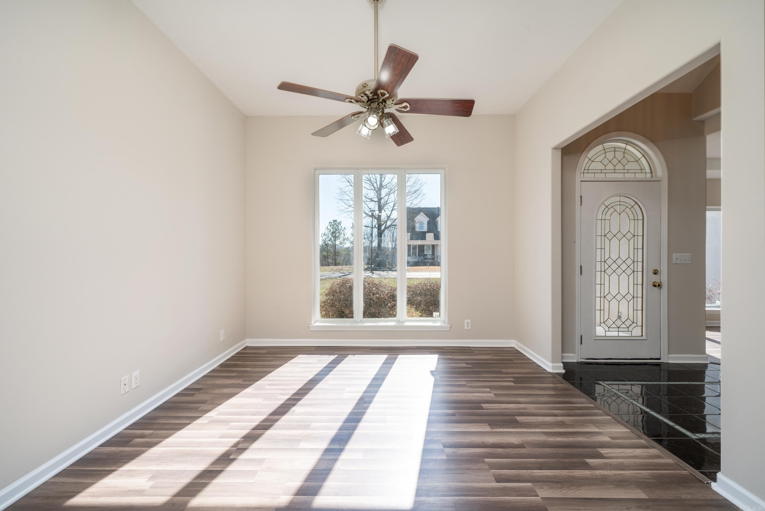 106 Hunterscove Court