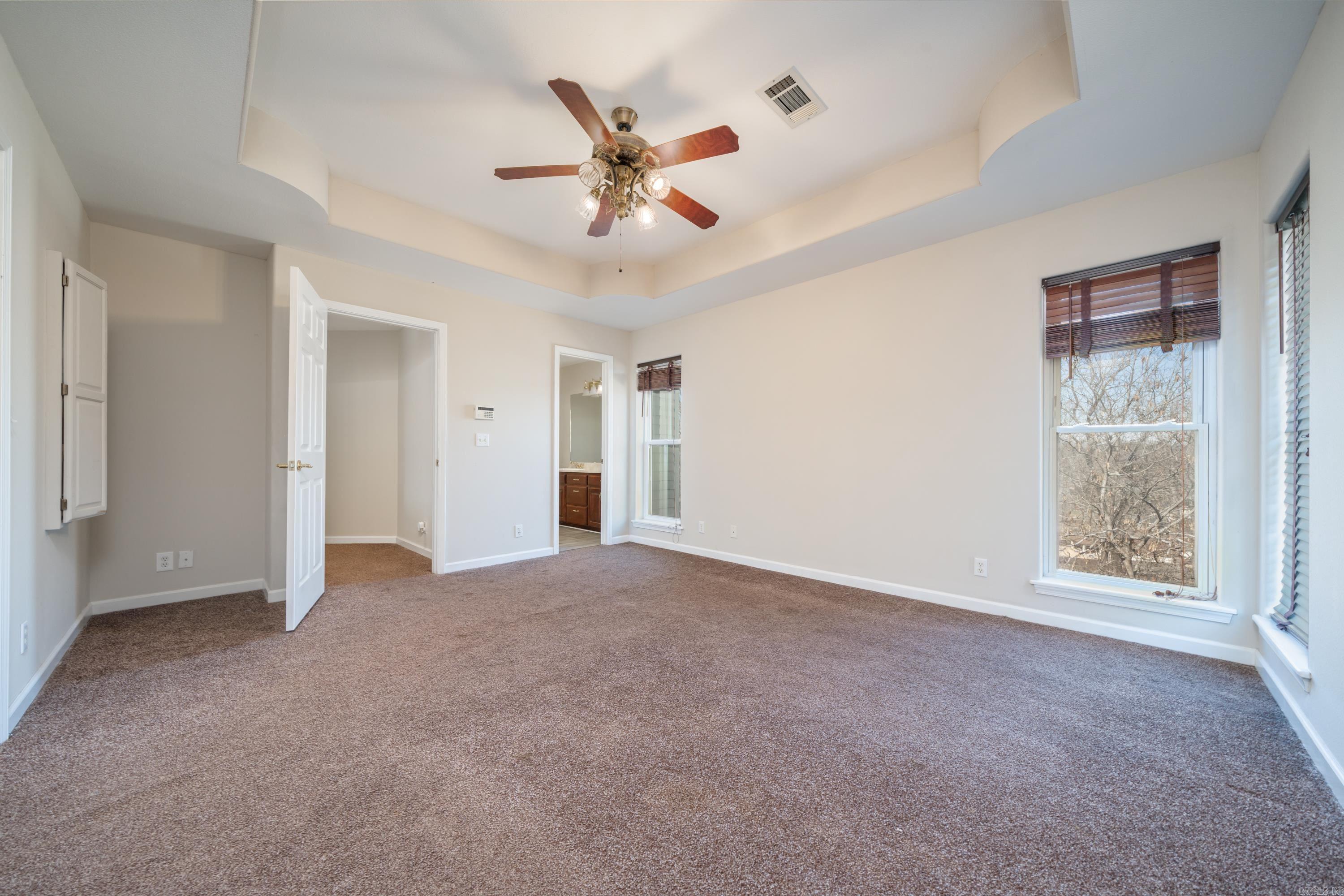 106 Hunterscove Court