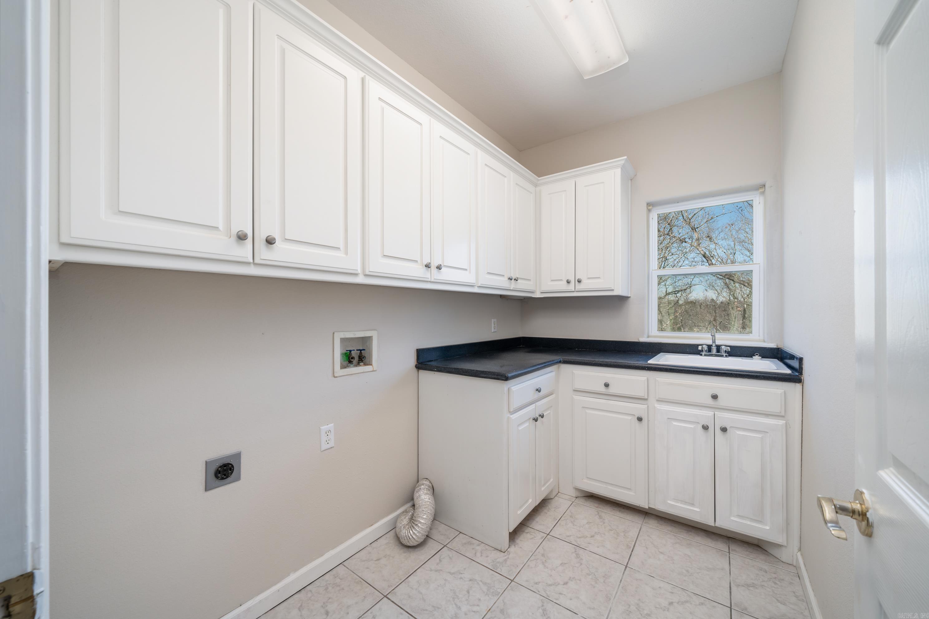 106 Hunterscove Court