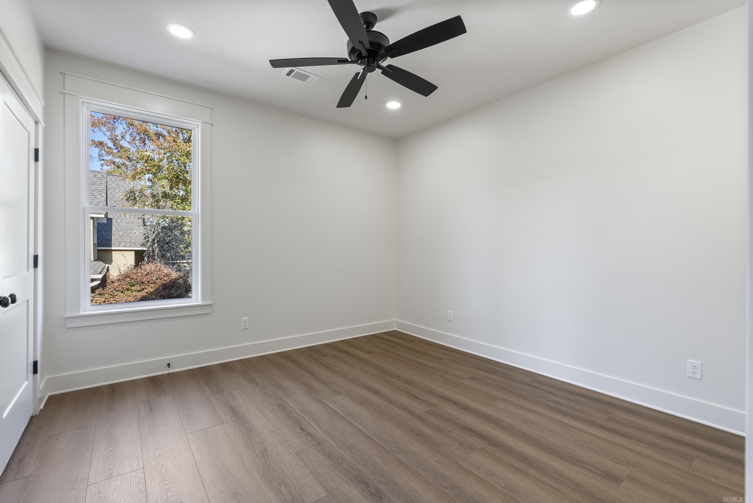 112 Lake Forest Shores Drive