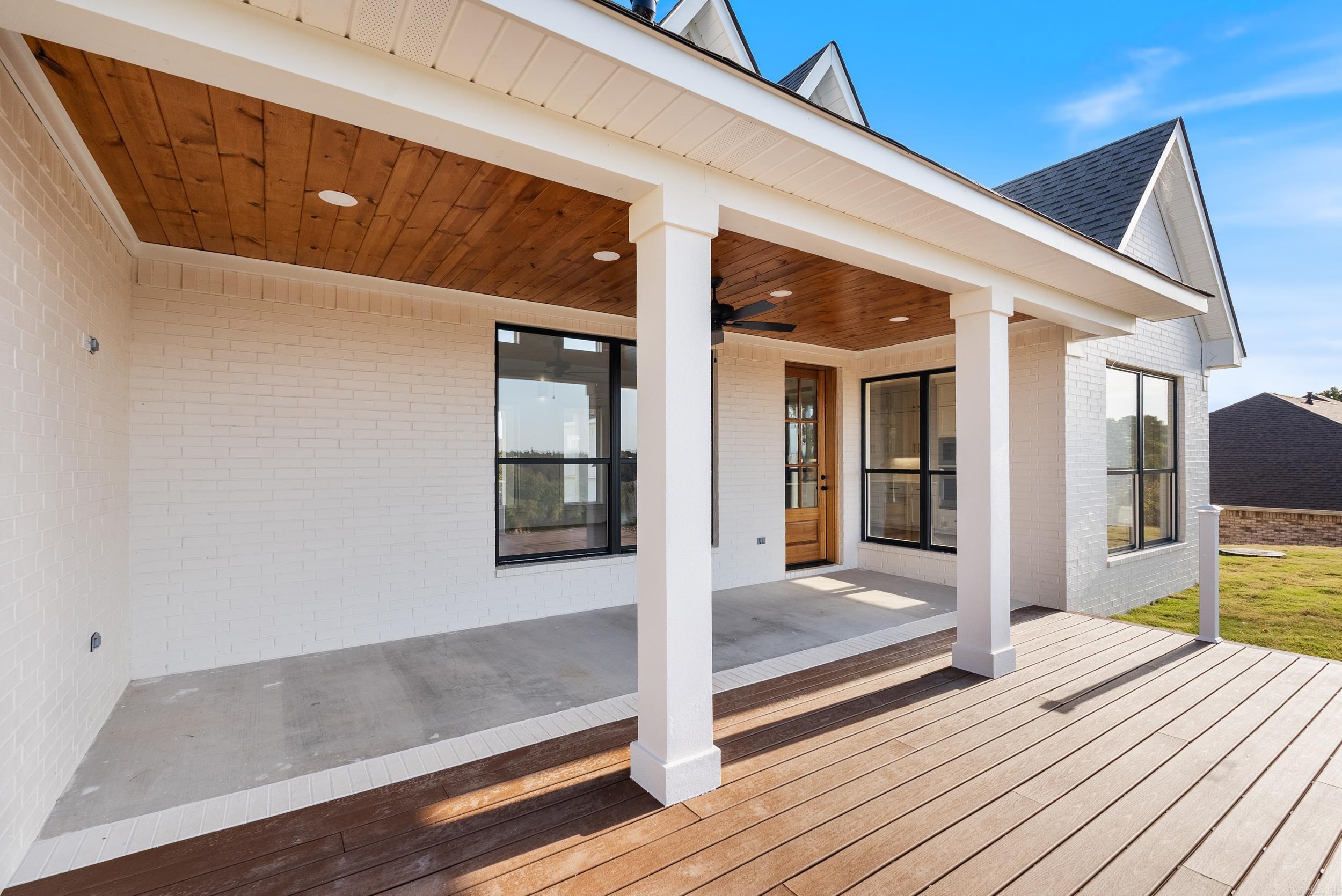 112 Lake Forest Shores Drive