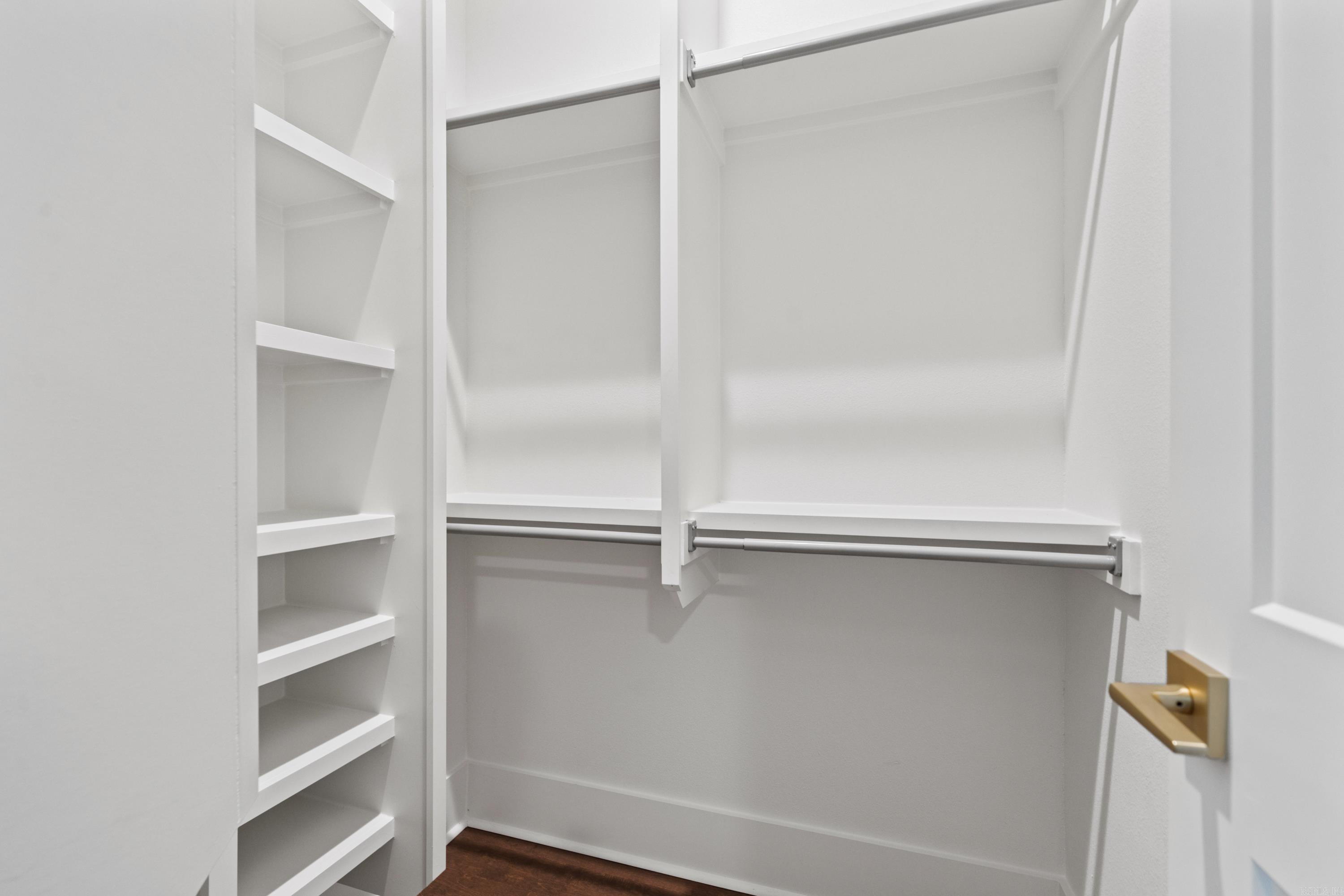 187 Waterview
