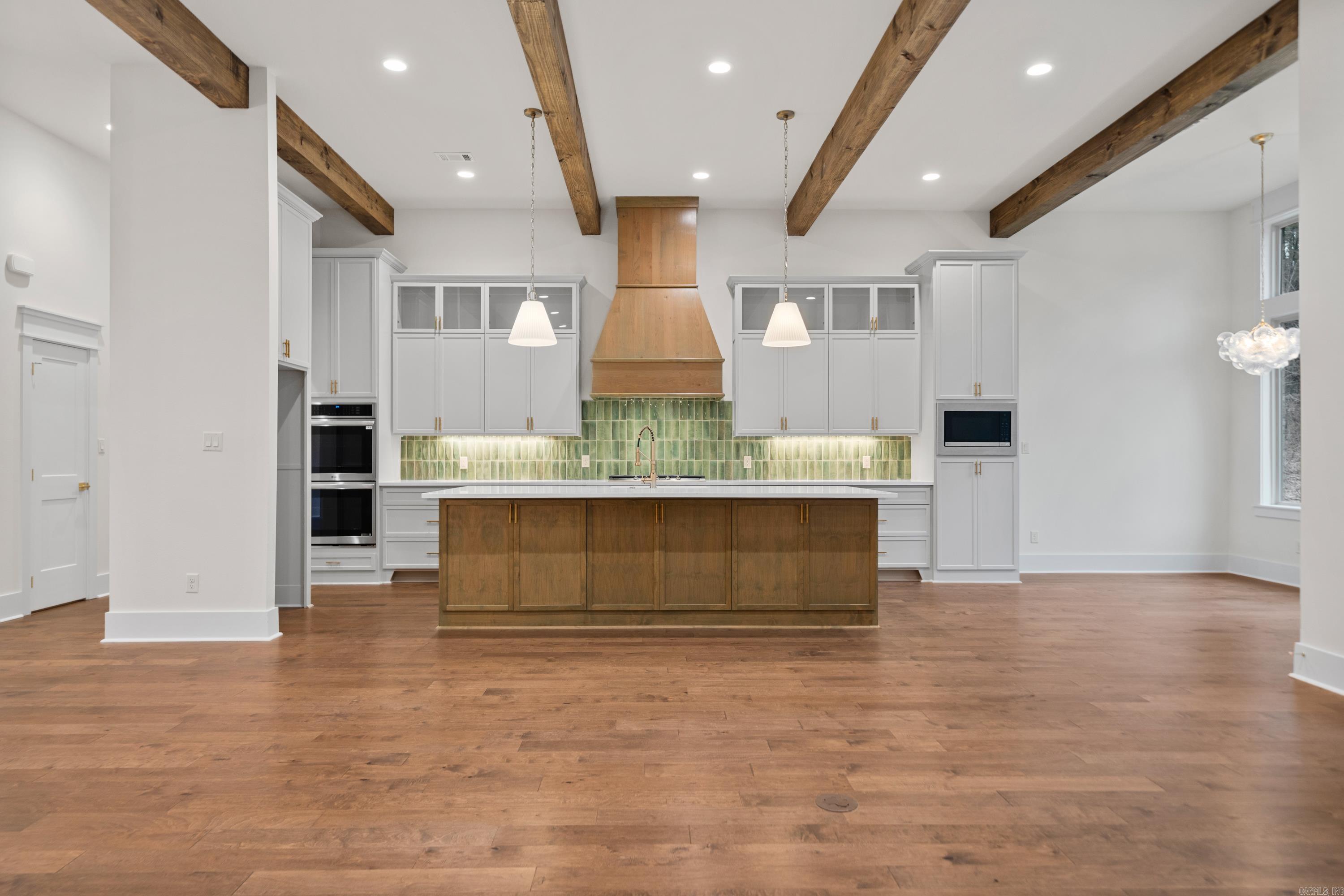 189 Waterview