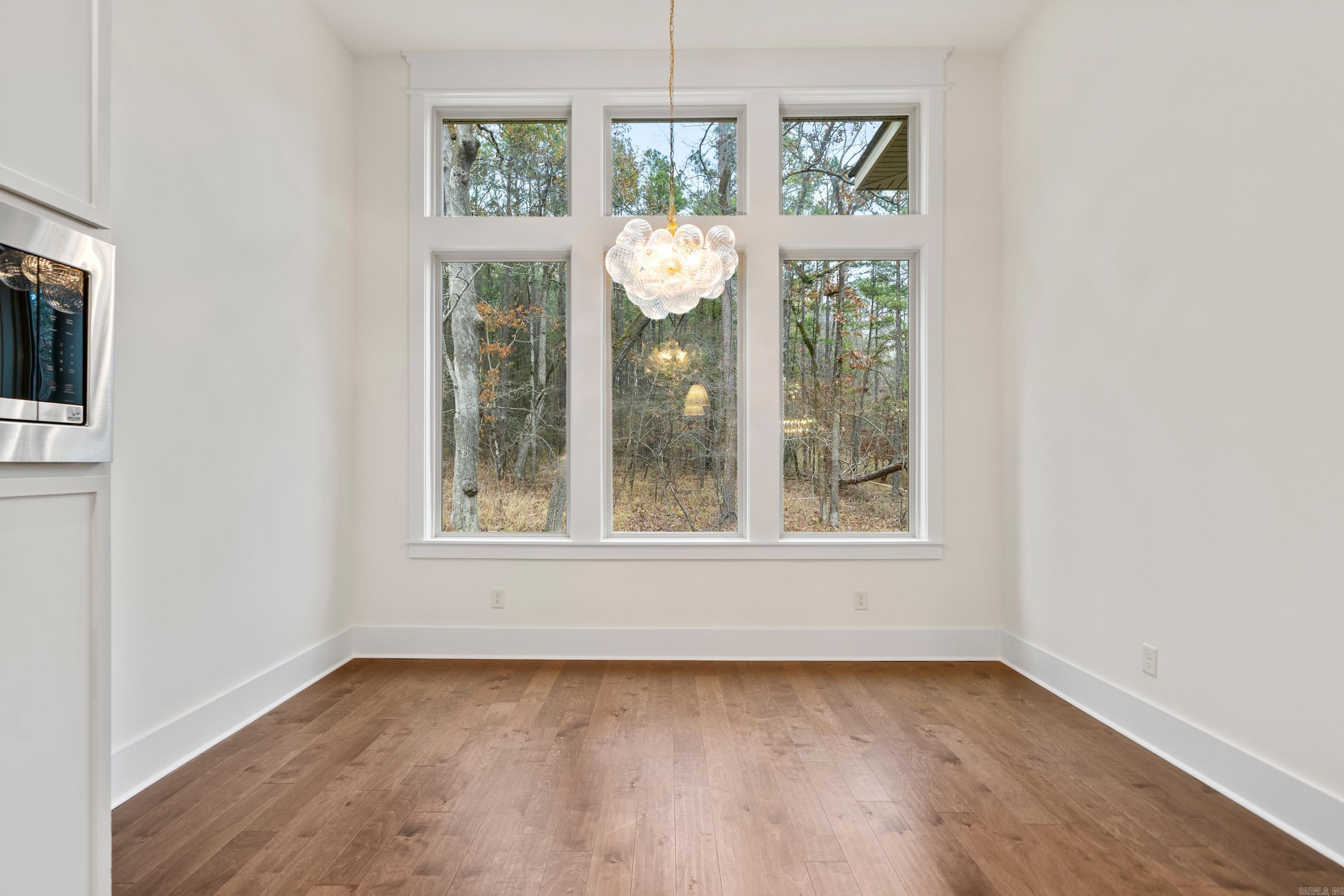 189 Waterview