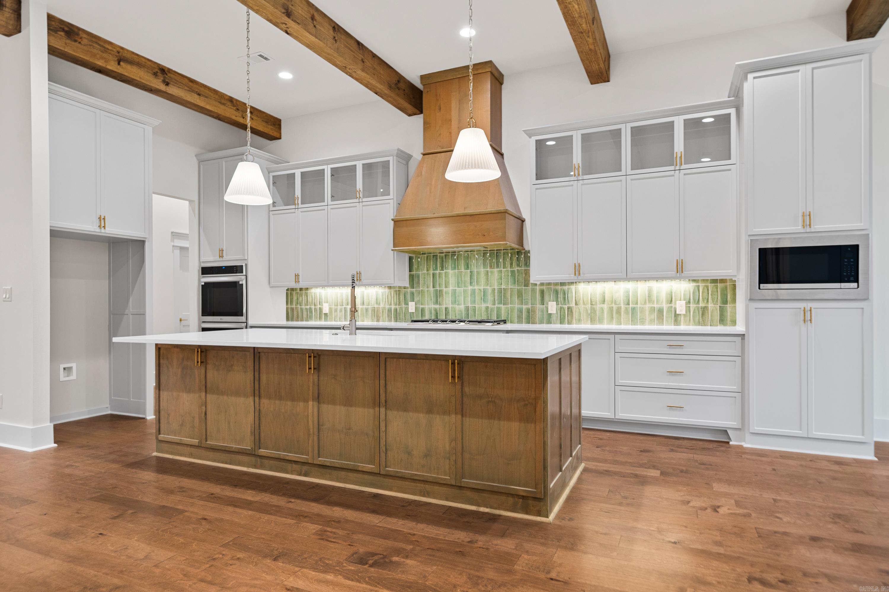 189 Waterview