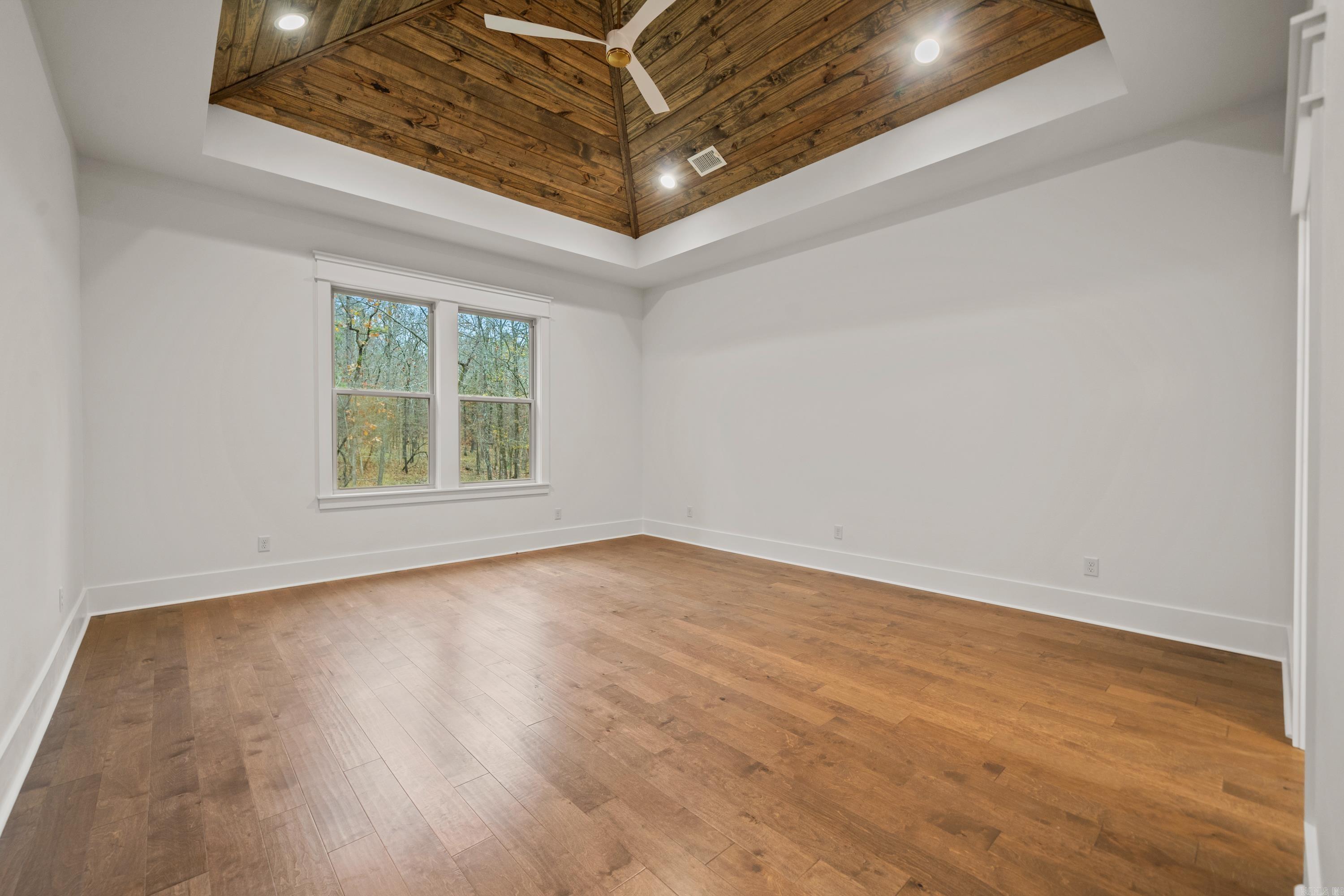 189 Waterview